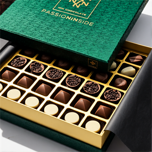 Nin Çikolata Koleksiyon Serisi Yeşil Kutu Spesiyal Çikolata 72 Adet