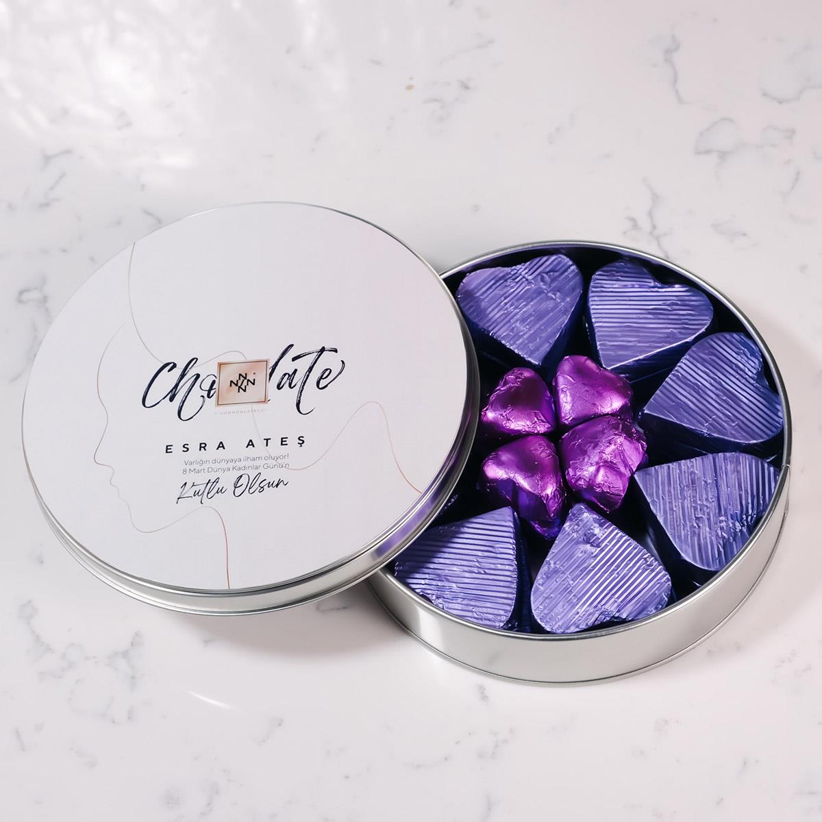 Kadınlar Günü Konseptli Silüet Metal Beyaz Kutu Valentin Çikolata