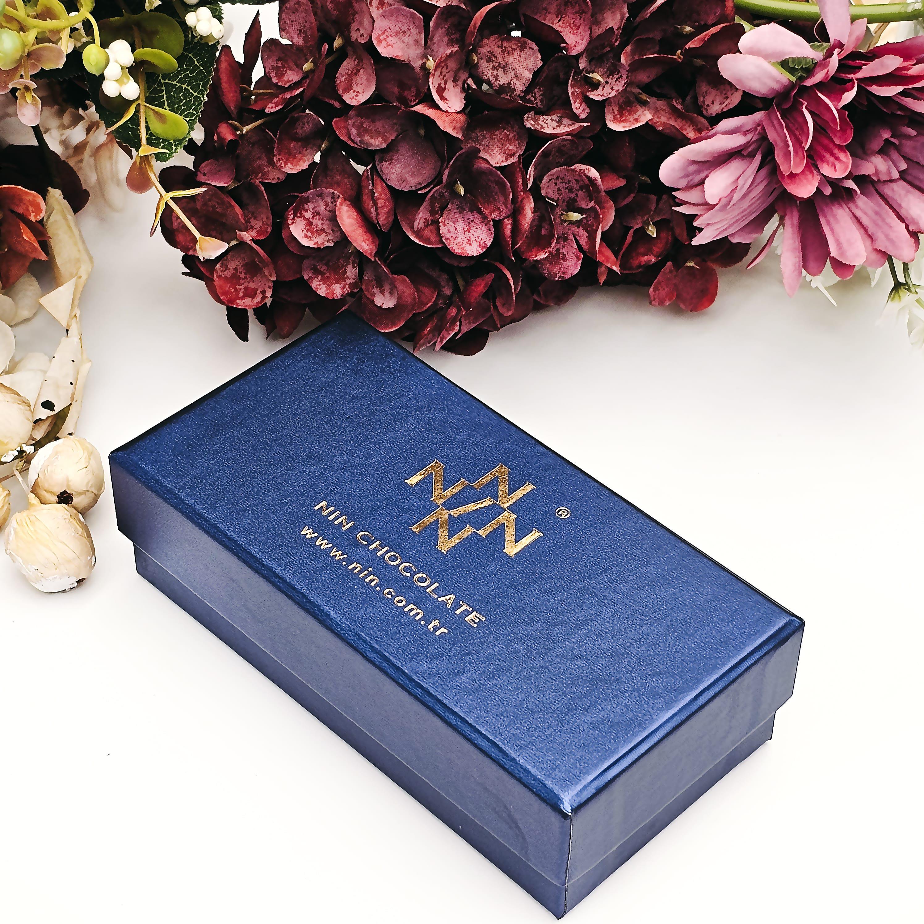 Nin Çikolata Mavi Makam Kutu Spesiyal Çikolata 8 Adet