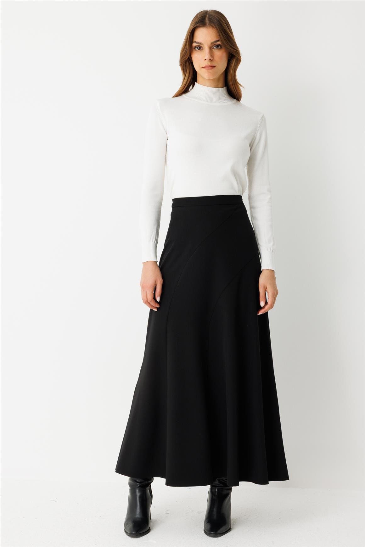 Verev Parça Detaylı Etek  Siyah