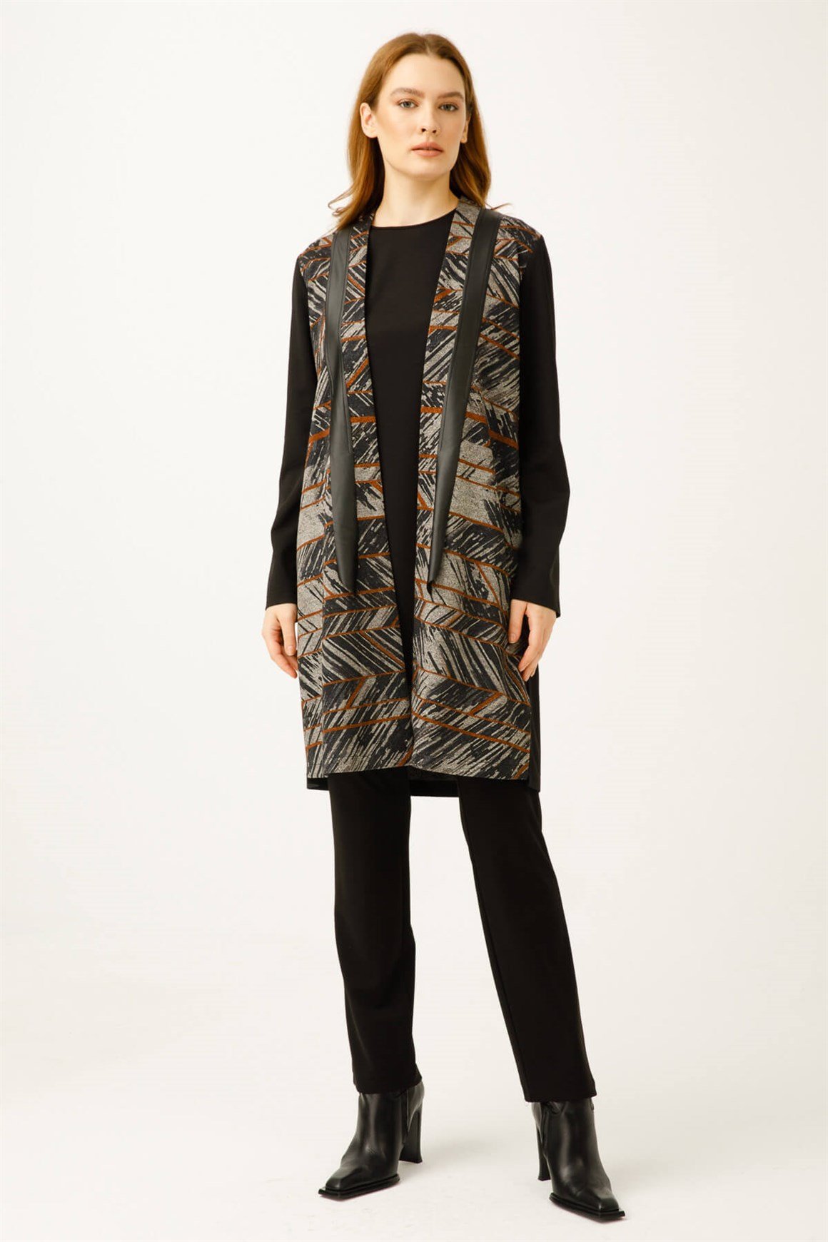 Deri Detaylı İç Dış Takım  Siyah