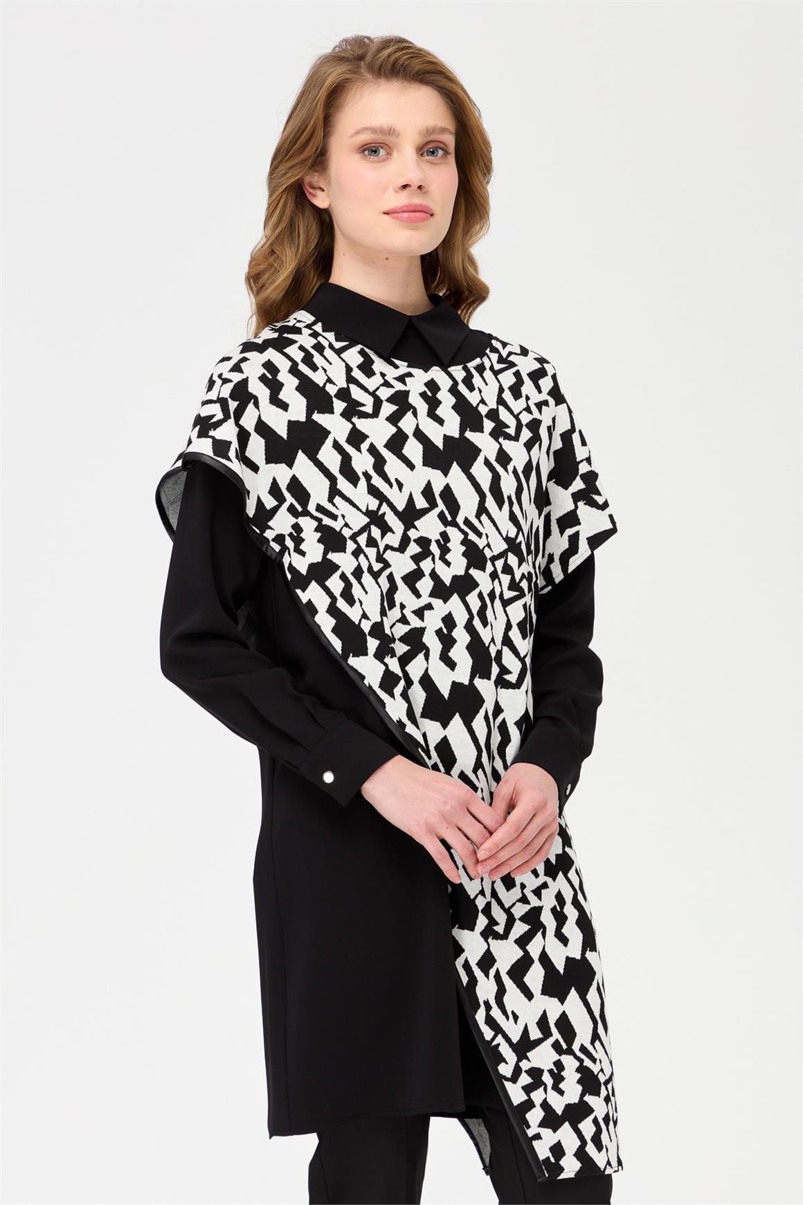 Geometrik Desen Süeterli Tunik  Siyah