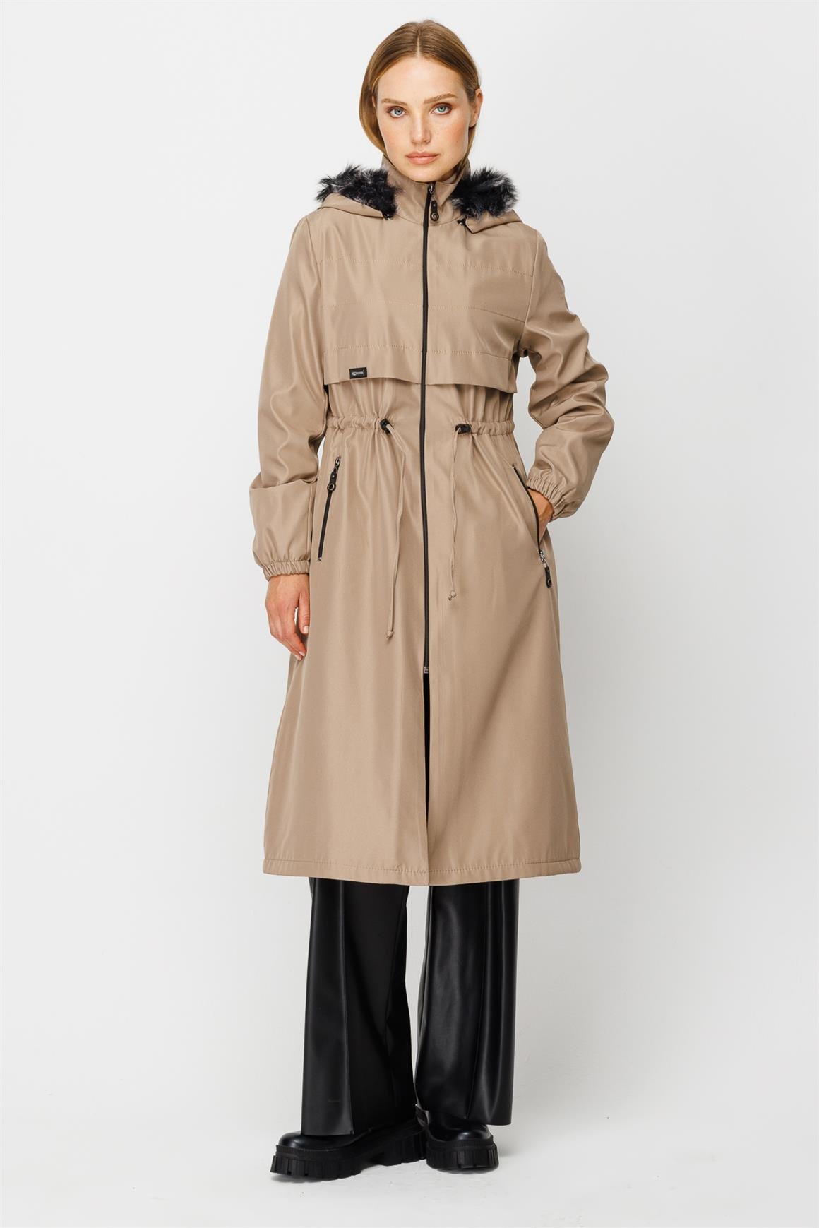 Dikiş Detaylı Ara Boy Parka  Bej