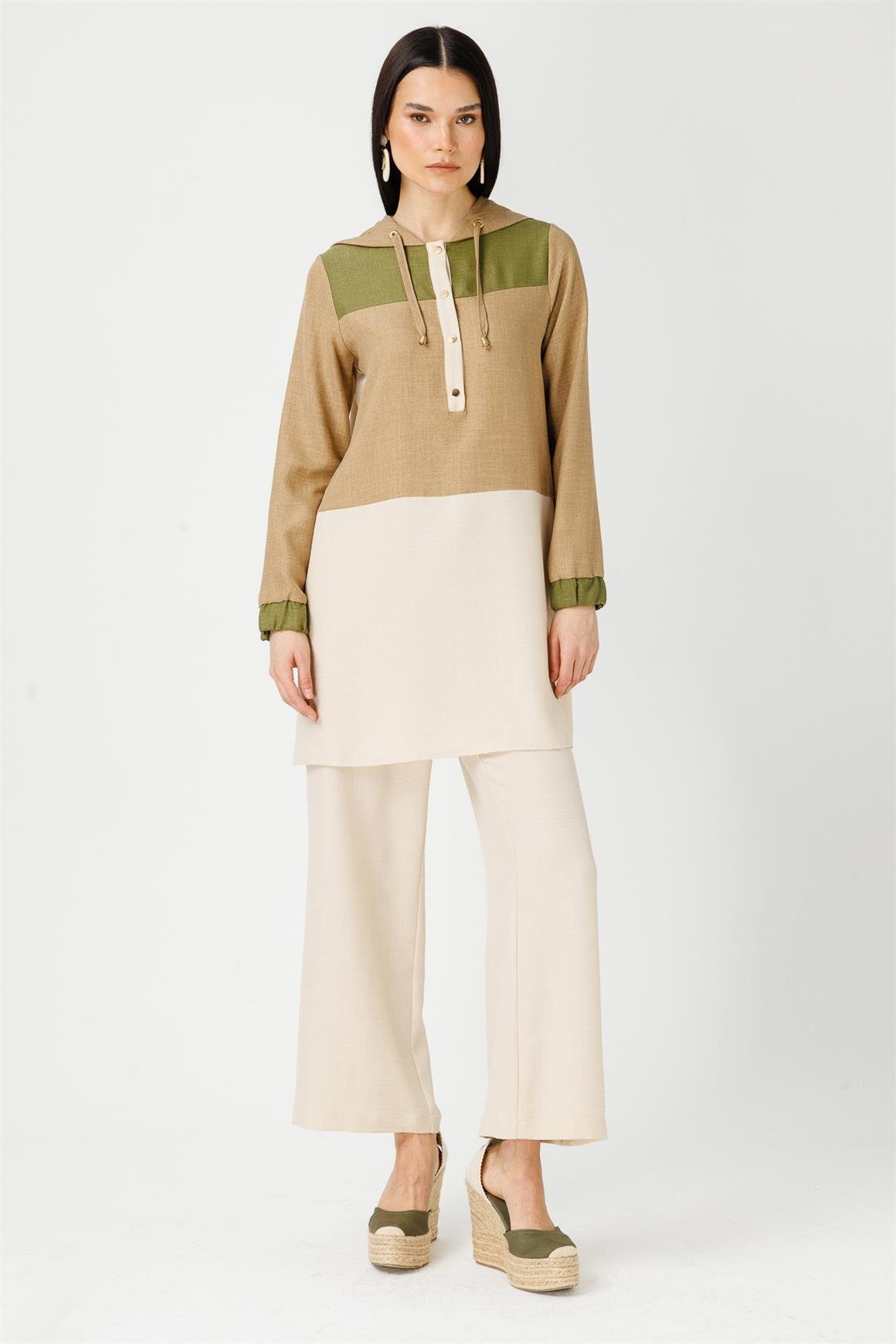 Renk Blok Detaylı Kapişon Detaylı Tunik  Haki