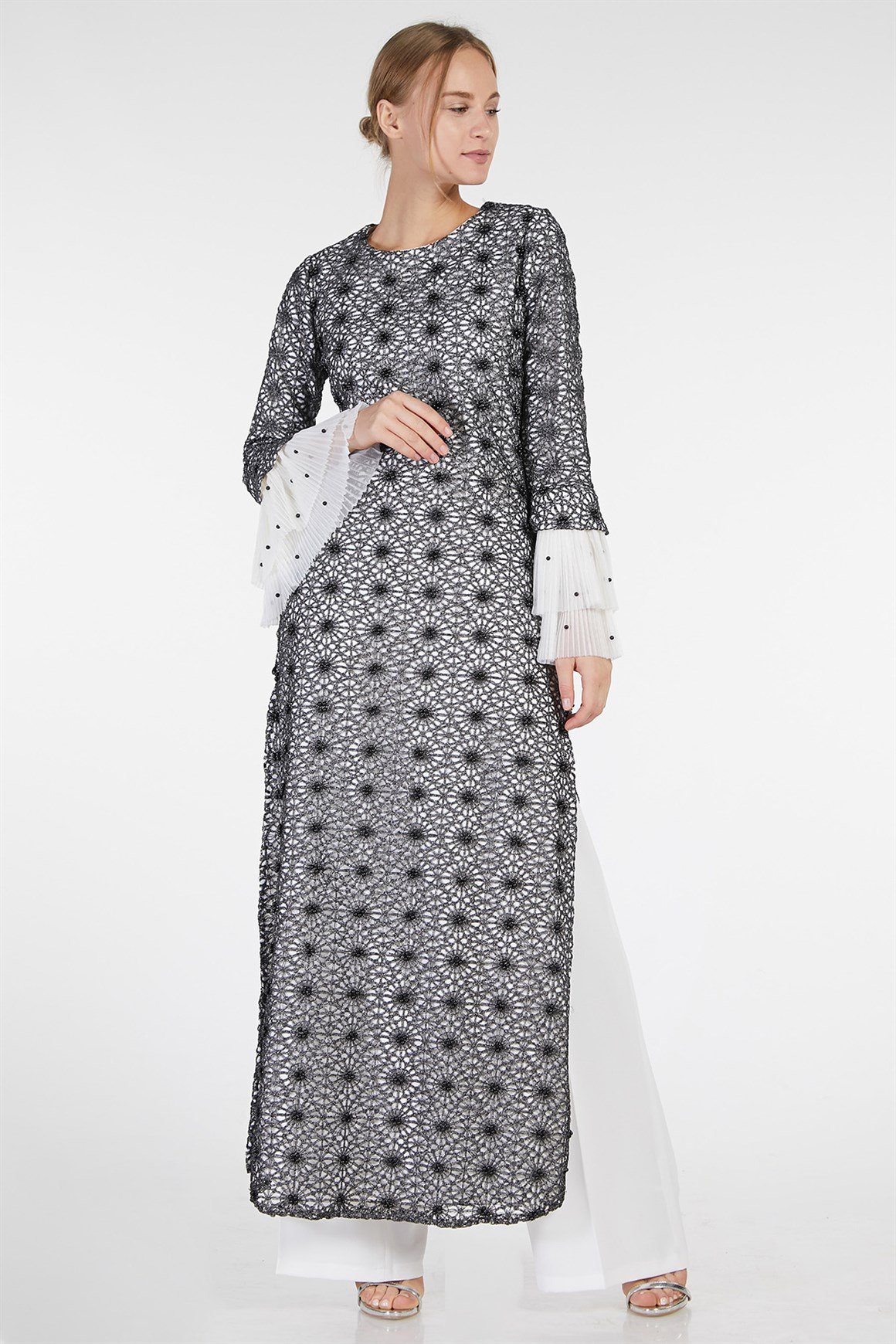 Gümüş - 2'lü Kolu Tüllü Dantel Elbiseli Pantolonlu Abiye Takım