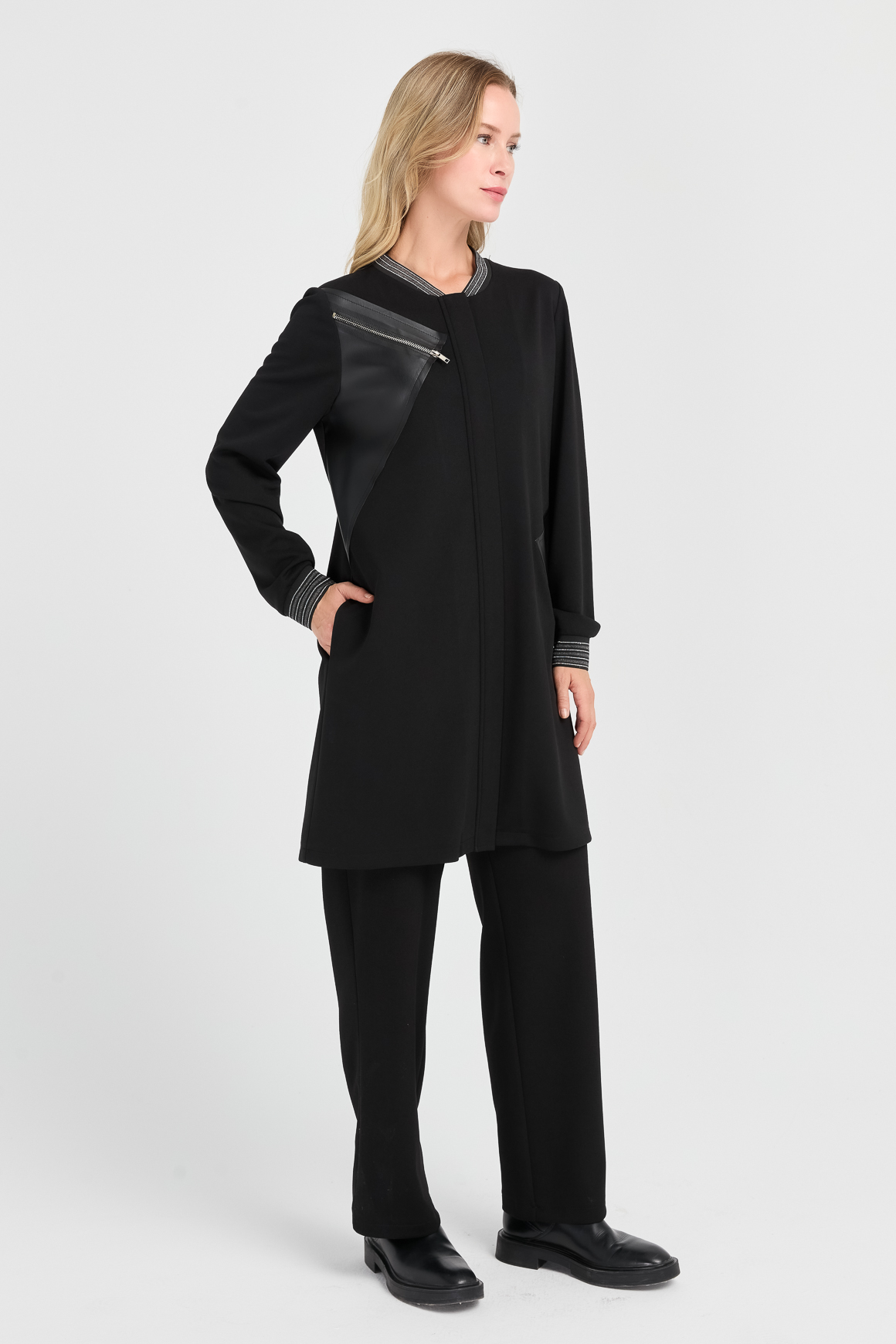 Ribbed and Leather Detailed Wear and Go - Black