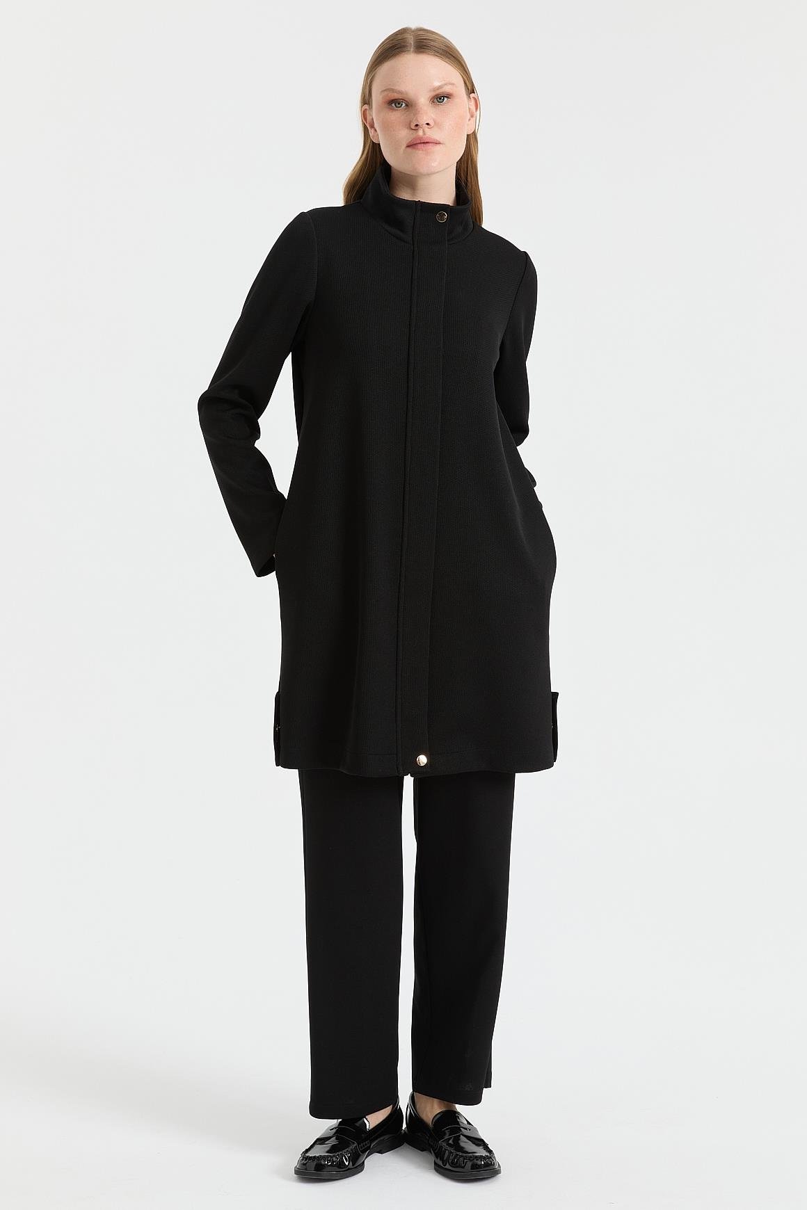 Yüksek Yakalı ÇıtÇıt Detaylı GiyÇık  Siyah