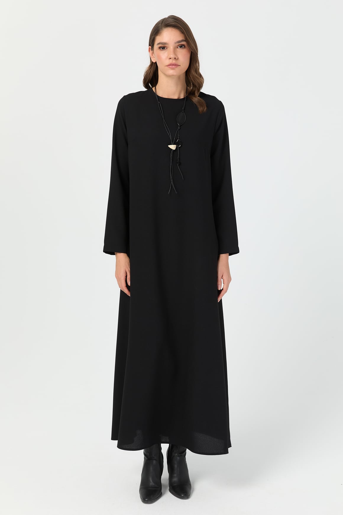 Relaxed Cut Necklace Dress - Black
