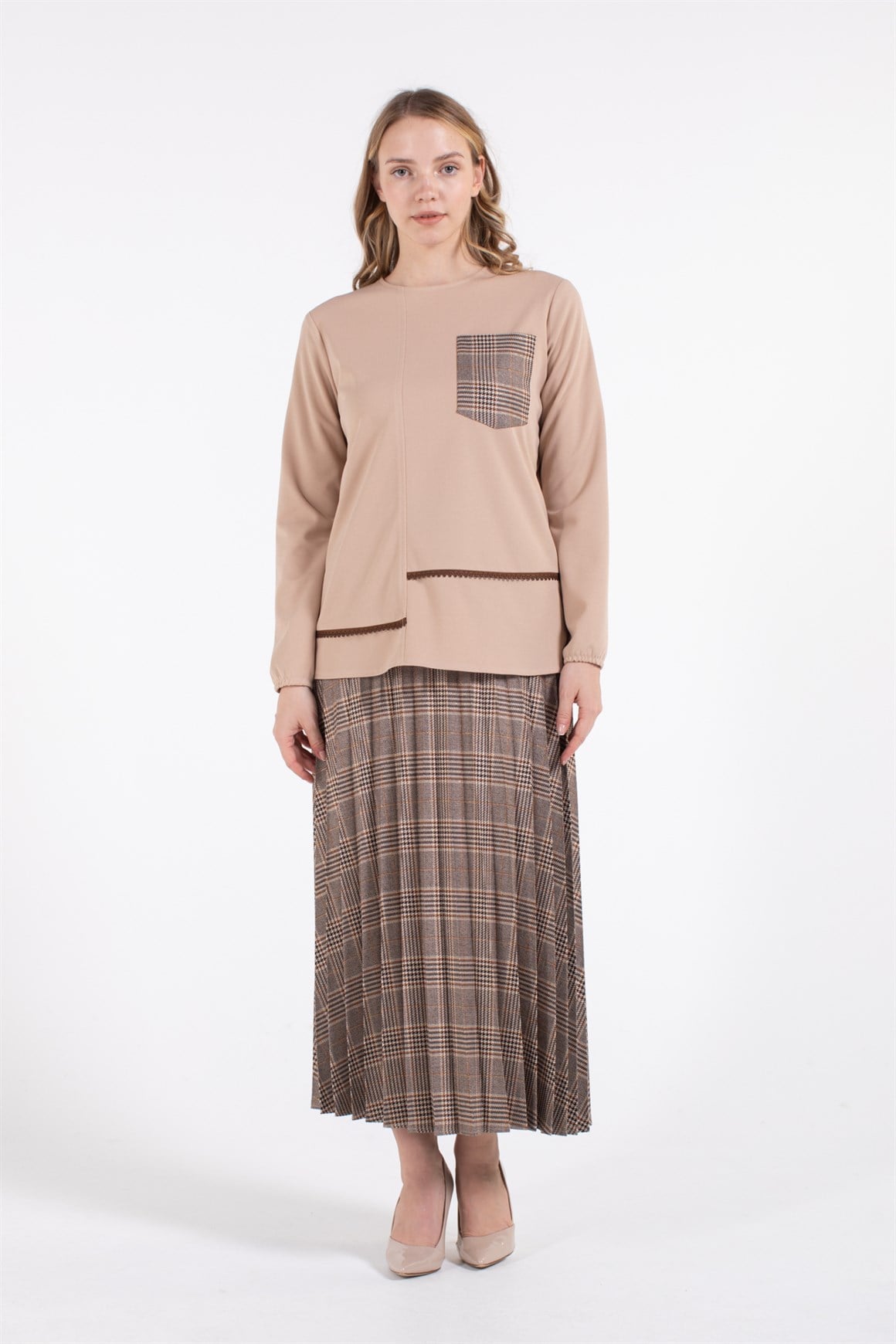 Plaid Fabric Pleated Skirt Set With Solid Color Blouse - Coffee
