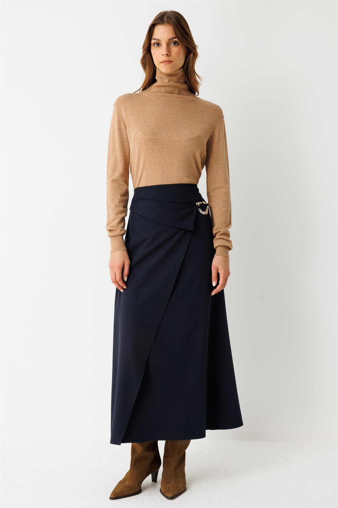 Toka Detaylı Anvelop Kapamalı Etek  Laci