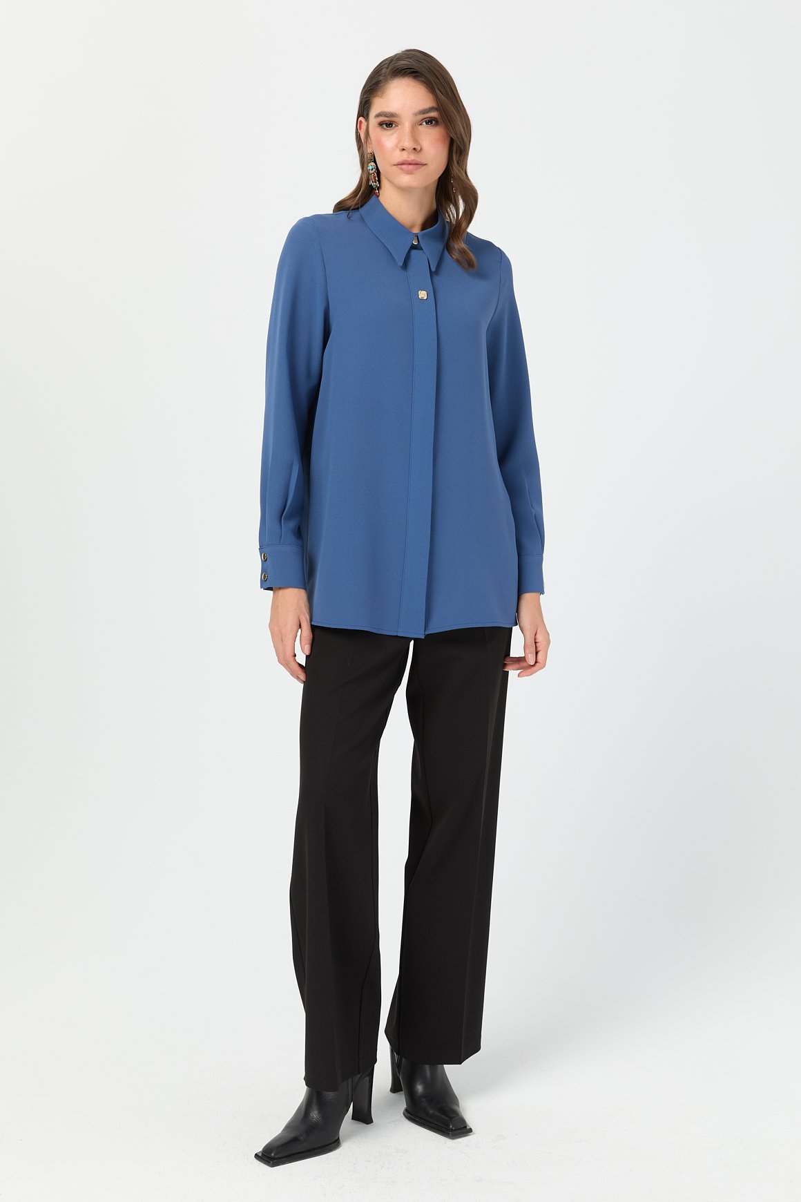 Aksesuar Detaylı Gömlek  İndigo