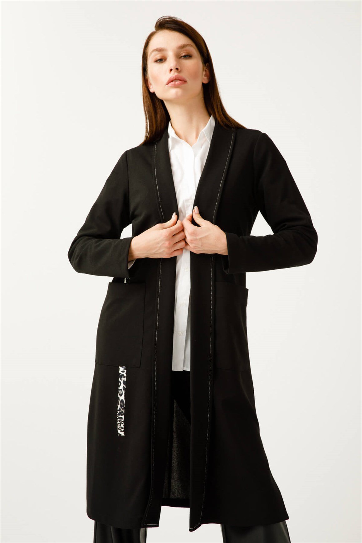 Leopar Şerit Detaylı Hırka  Siyah