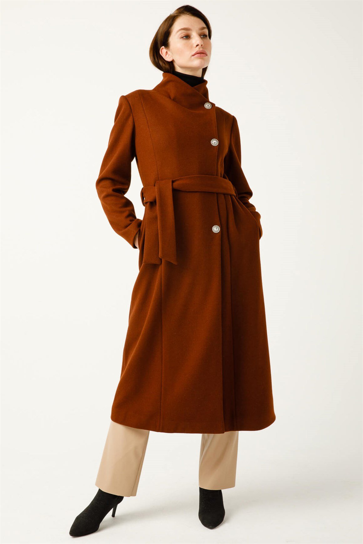 Degaje Yaka Verev Kapamalı Kaban  Kahve