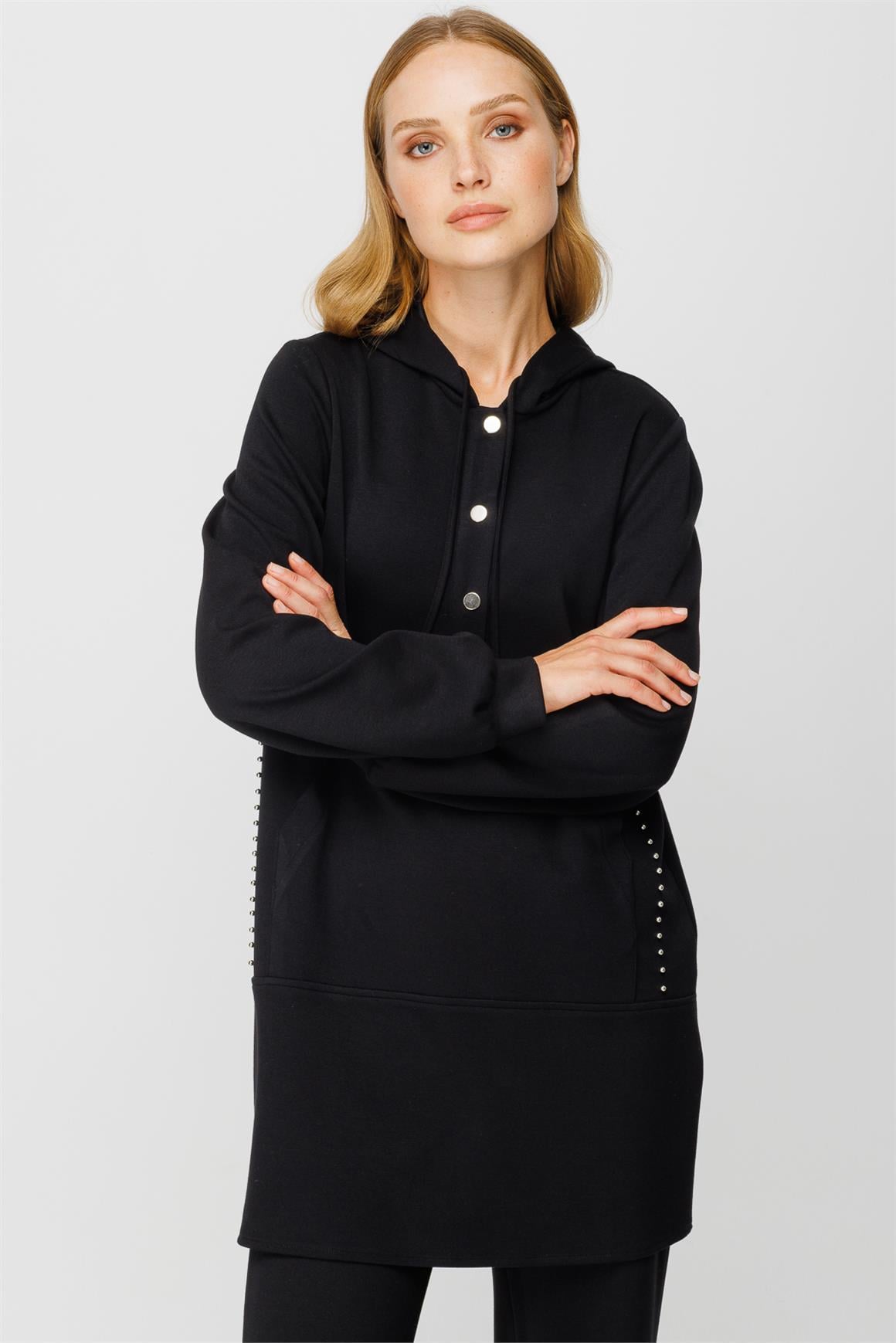 Kapişon ve Swarows Taş Detaylı Oysh Kumaş Tunik Pantolon Takım  Siyah