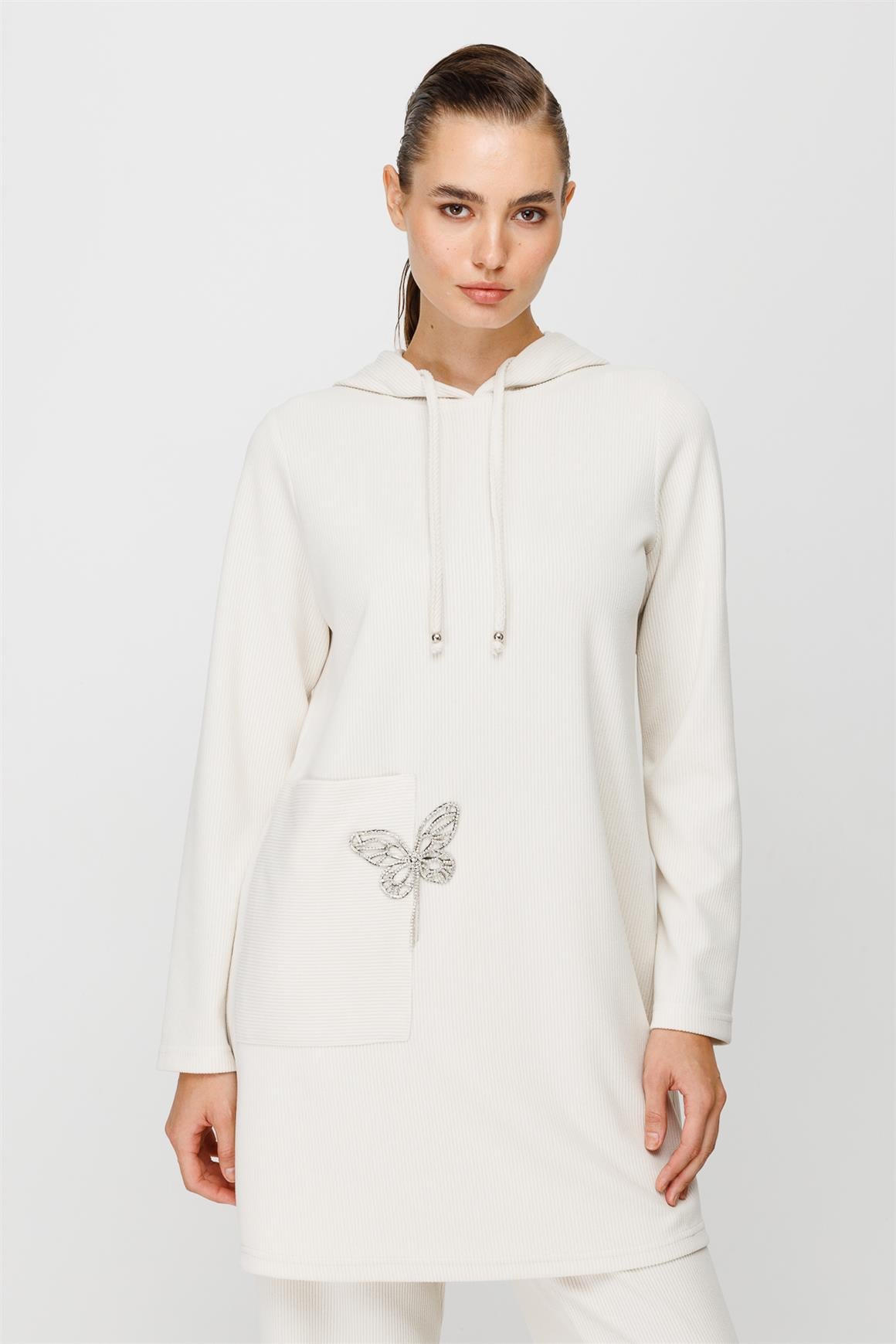 Kelebek Taş Detaylı Kapişonlu Pantolon Tunik Takım  Ekru
