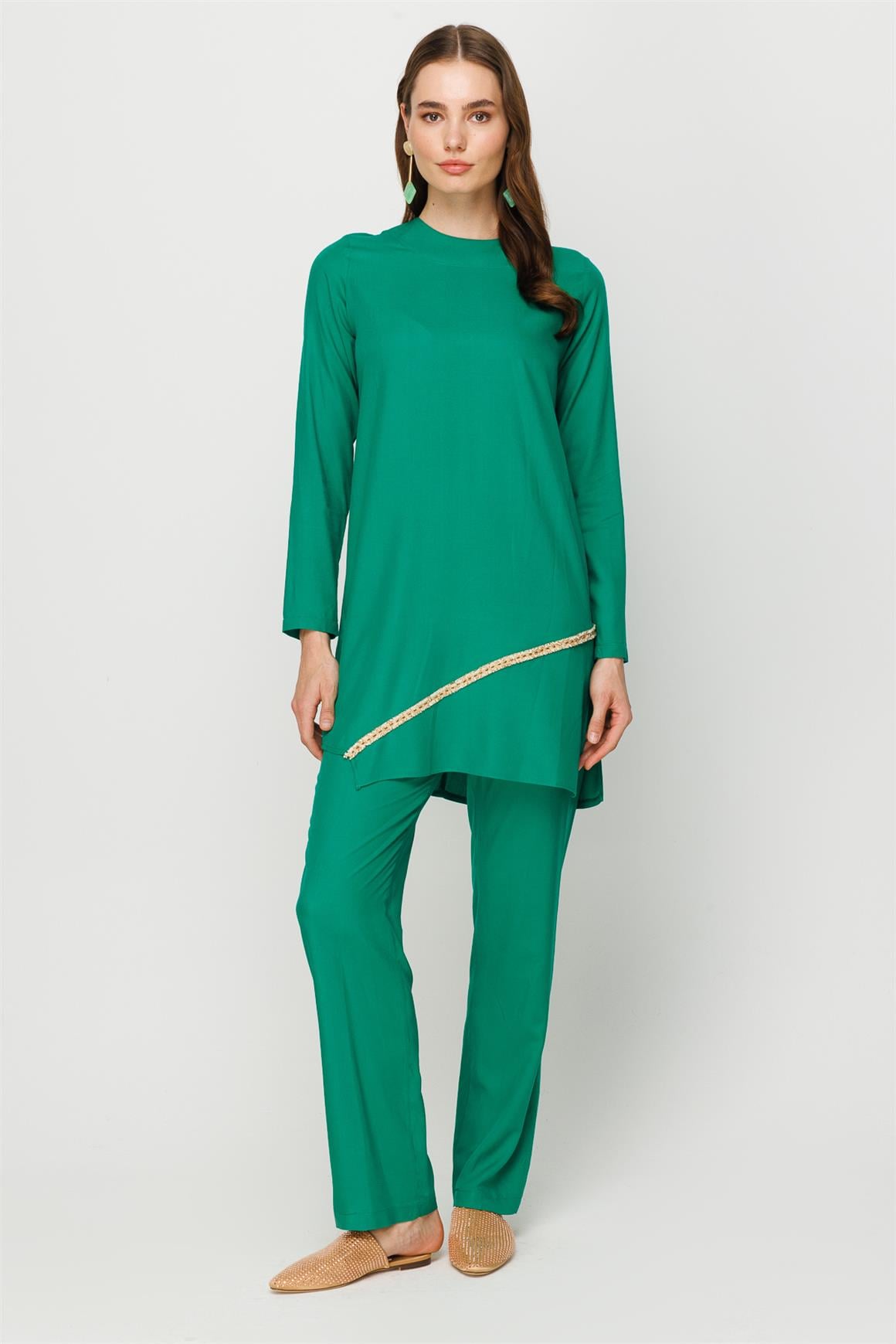 Önü Şerit Aksesuar Detaylı Pantolon Tunik Takım  Yeşil