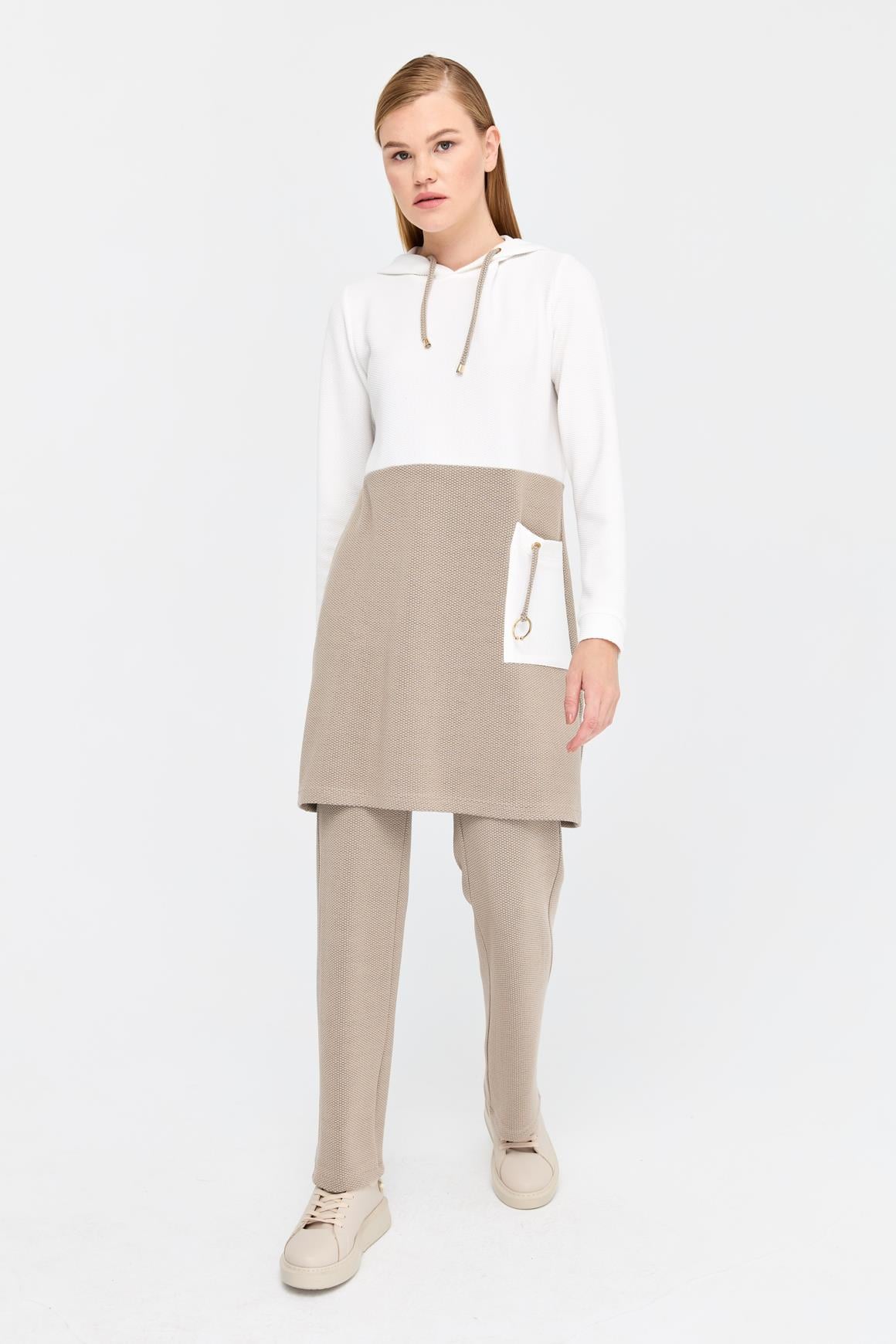 Color Blocked Pique Textured Trousers Suit - Mink