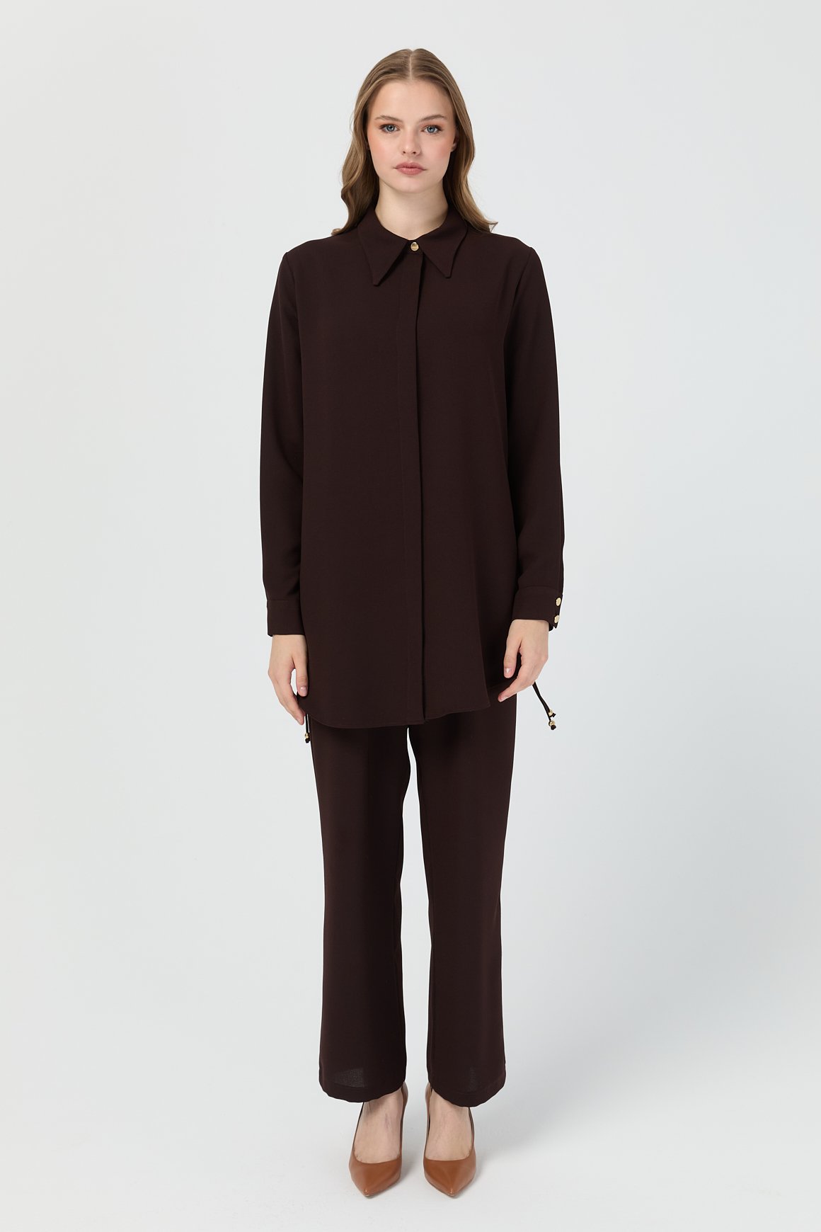 Yandan Büzgü Detaylı Pantolonlu Takım  Kahve