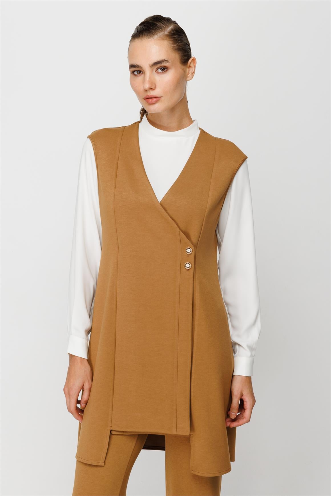 Yumuşak Kumaş Yelek Pantolon Bluz Takım  Camel · 4