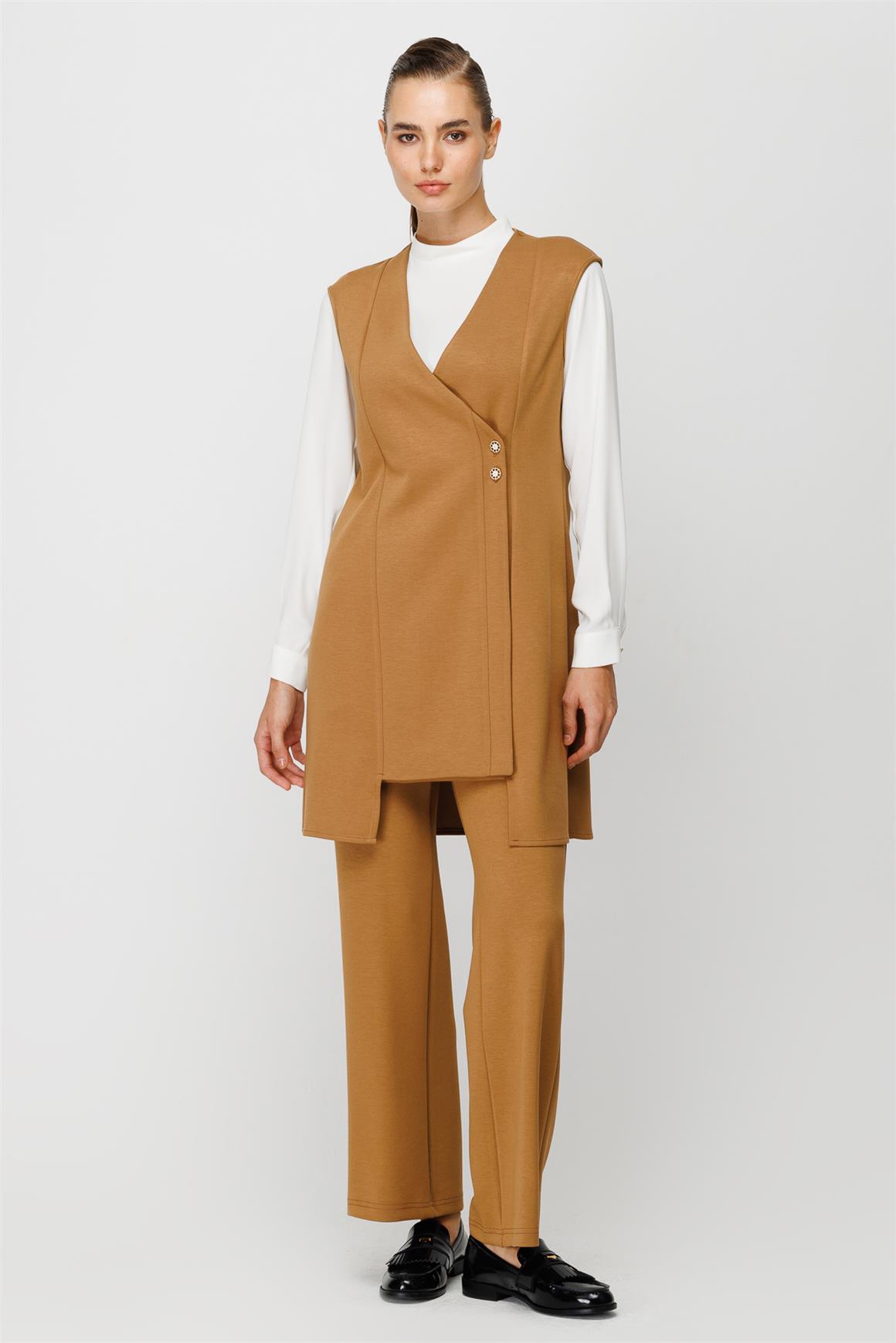 Yumuşak Kumaş Yelek Pantolon Bluz Takım  Camel · 5