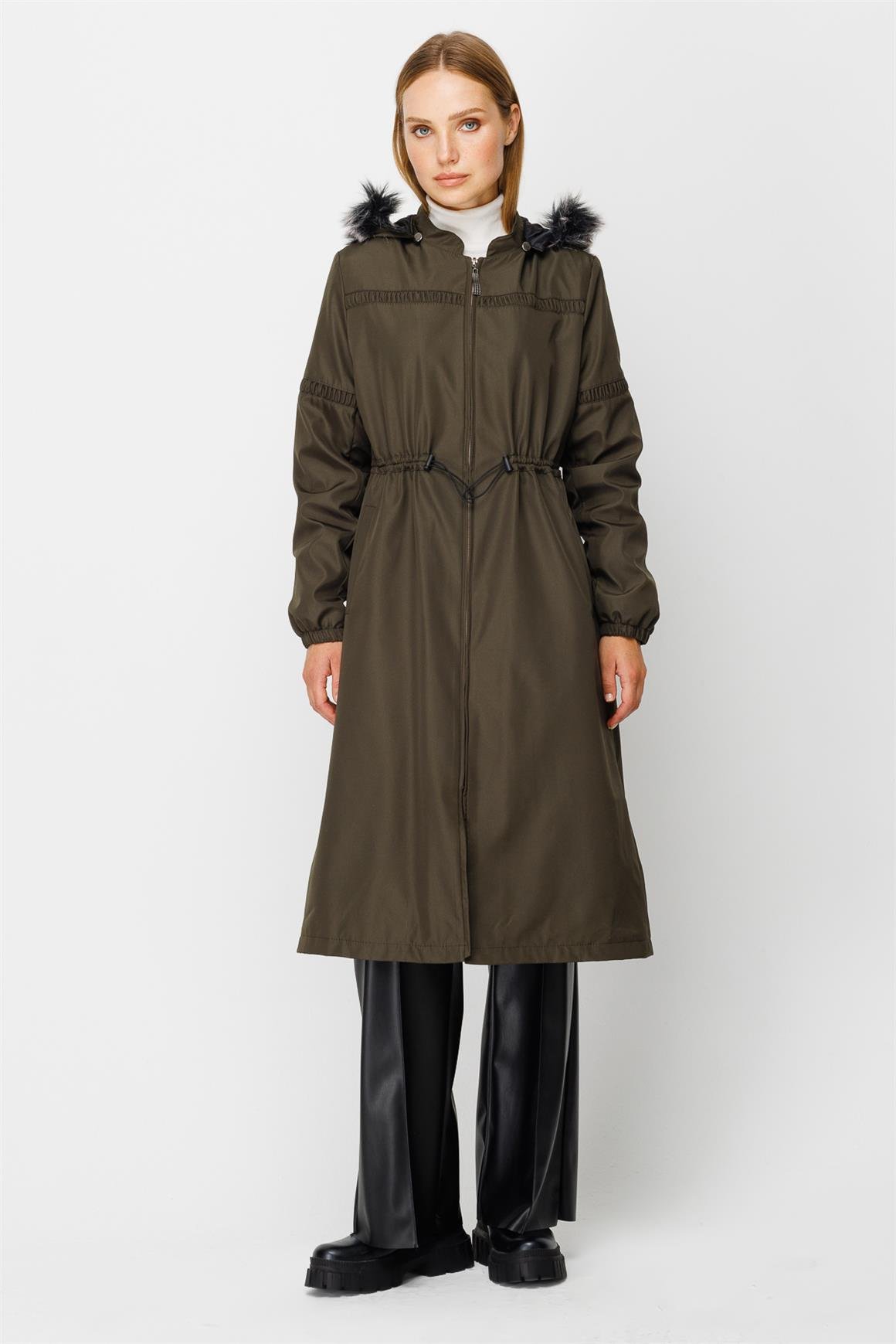 Büzgü Detaylı Ara Boy Parka  Haki
