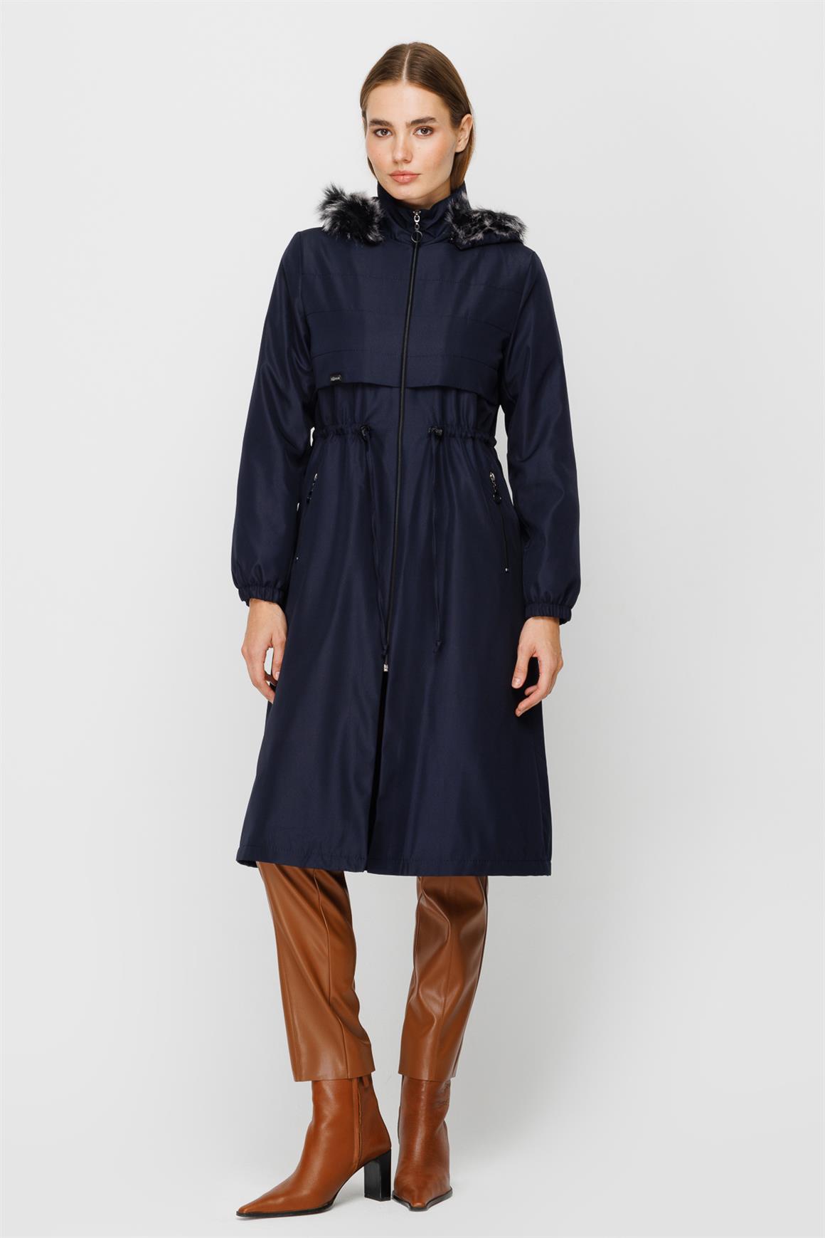 Dikiş Detaylı Ara Boy Parka  Laci · 3
