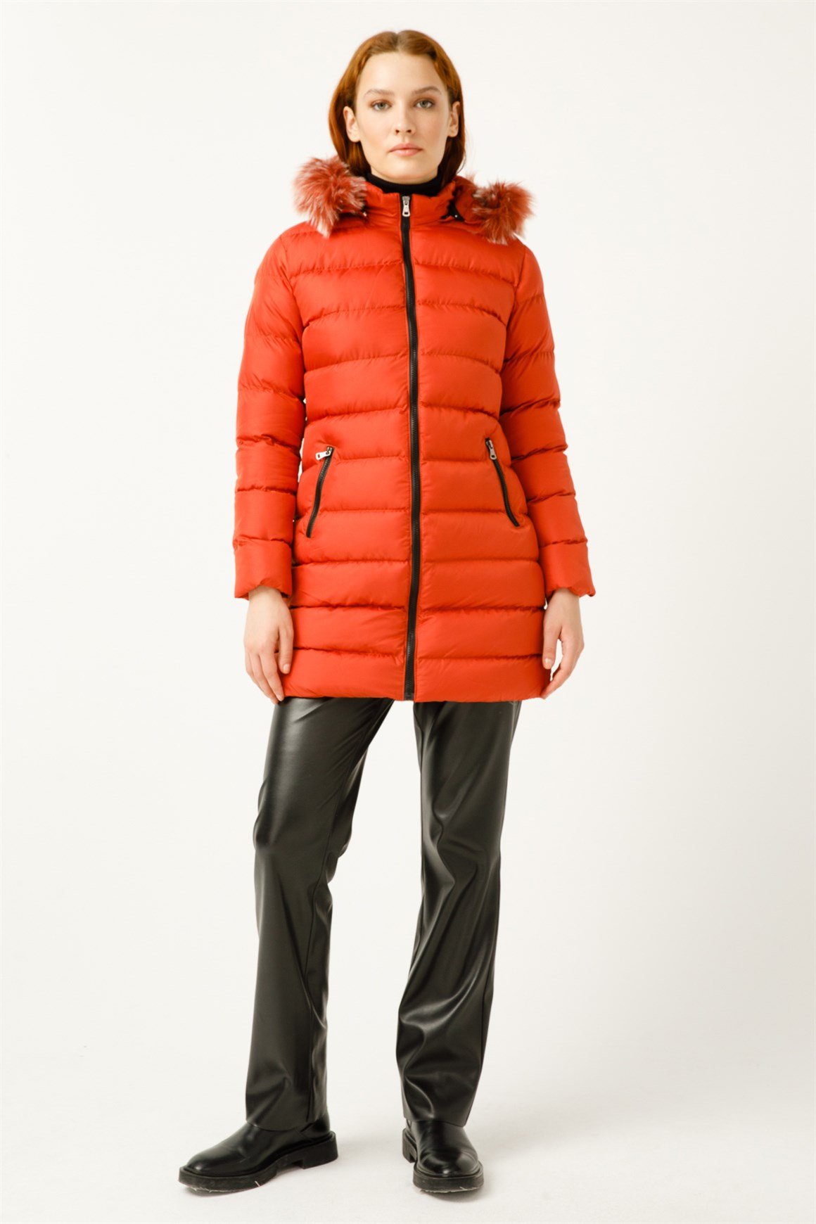 Ara Boy Kapişonlu Dolgu Kaban  Kiremit