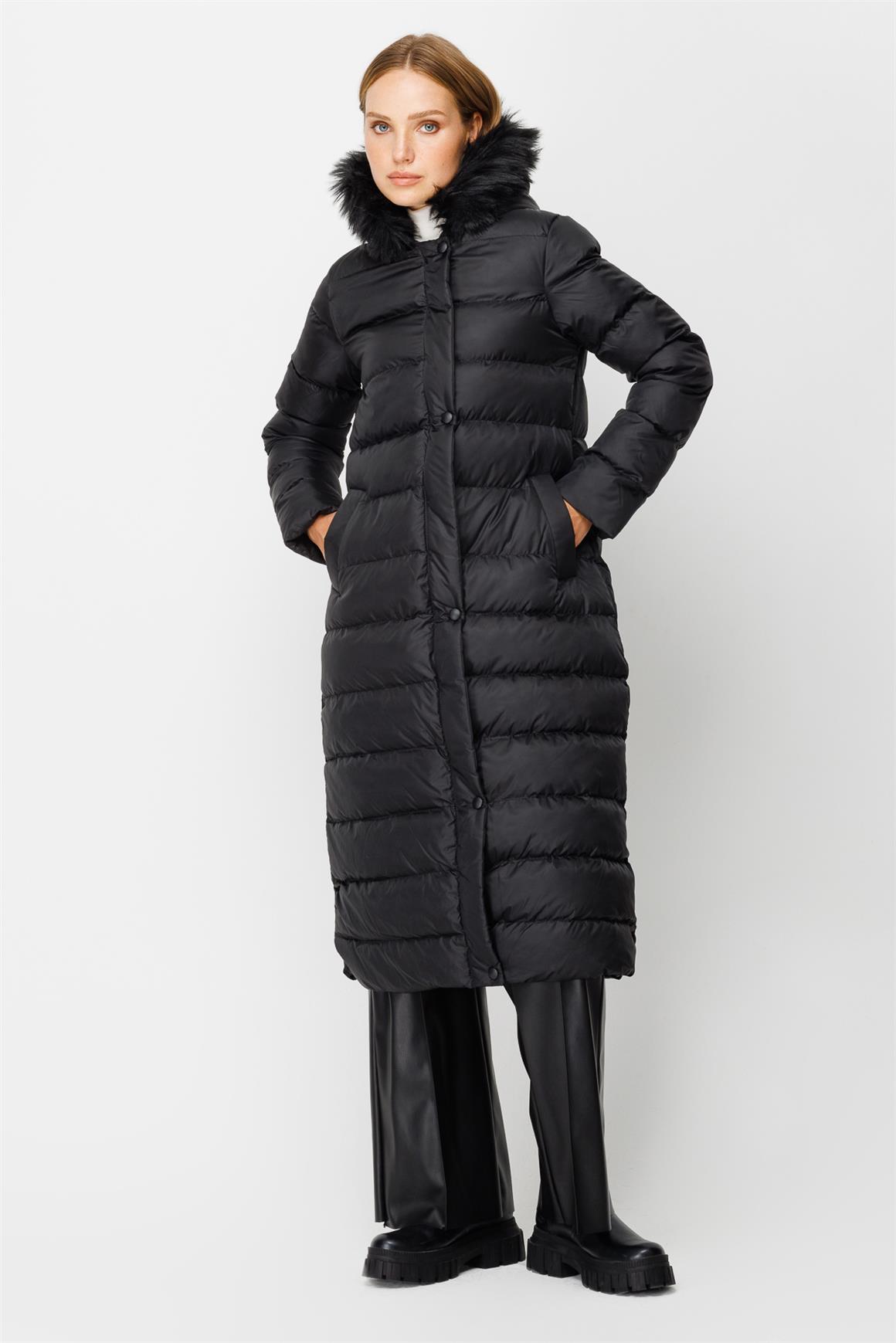 Ara Boy Yaka Kenarı Kürklü Dolgulu Şişme Kaban  Siyah