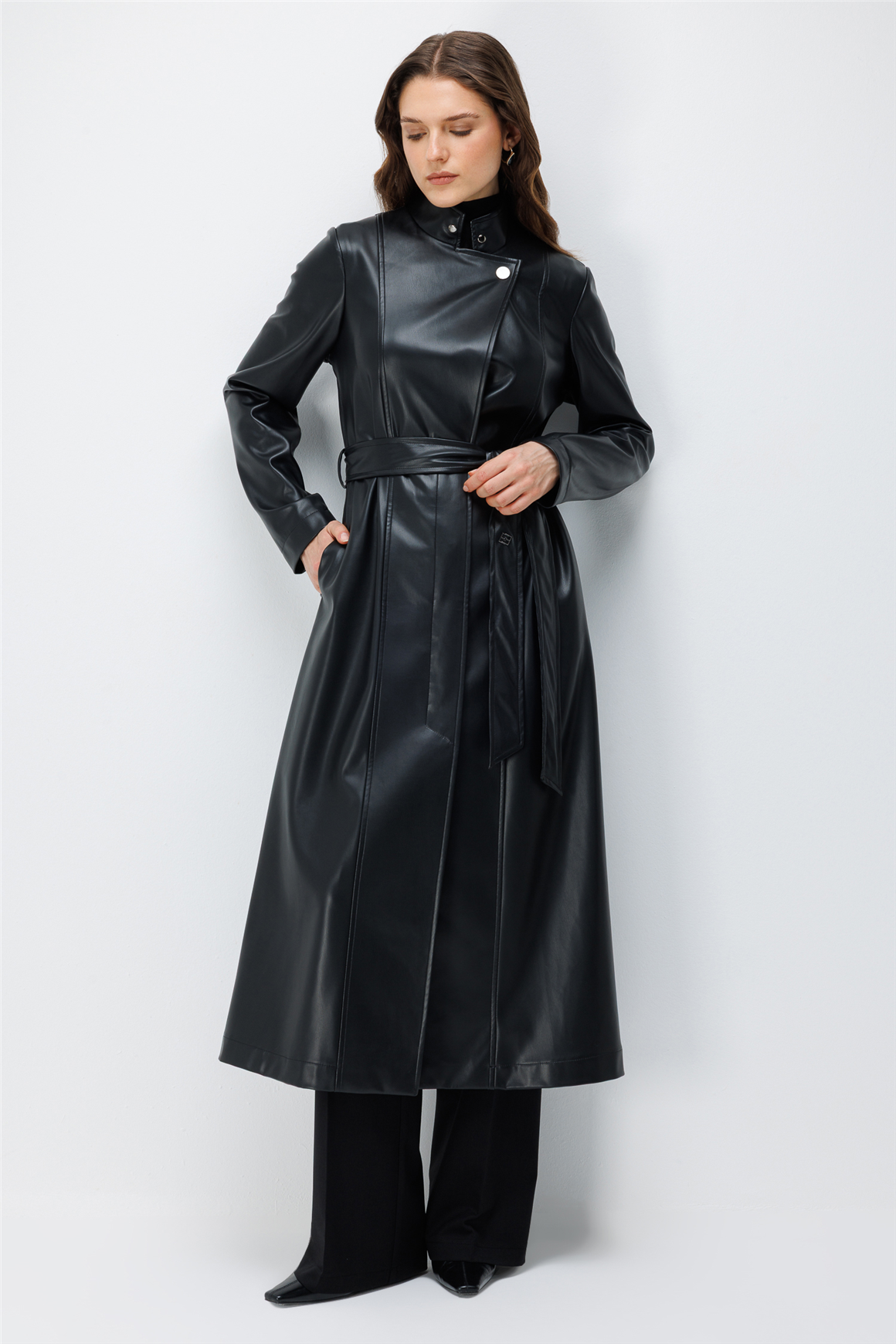 Fermuar Kapamalı Deri Trenç  Siyah