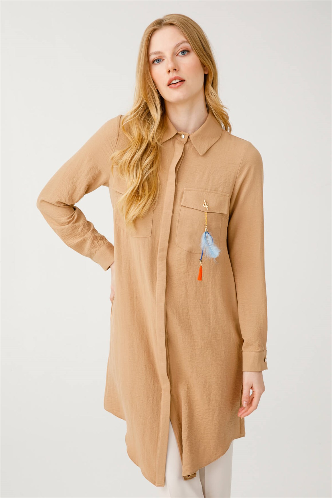 Çift Cepli Cebi Püskül Detaylı Spor Tunik  Camel · 3