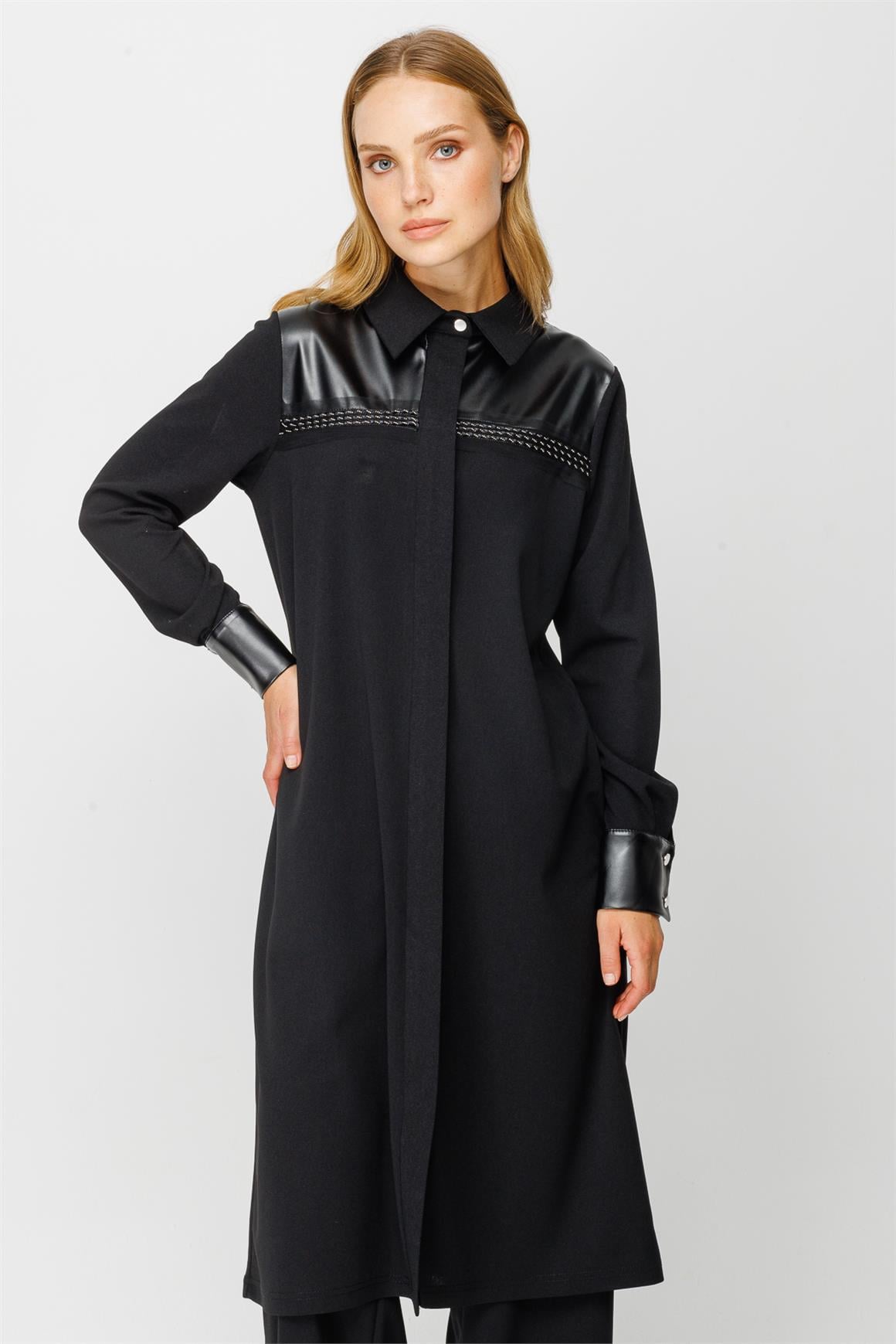Deri Detaylı Fermuar Kapamalı Tunik  Siyah