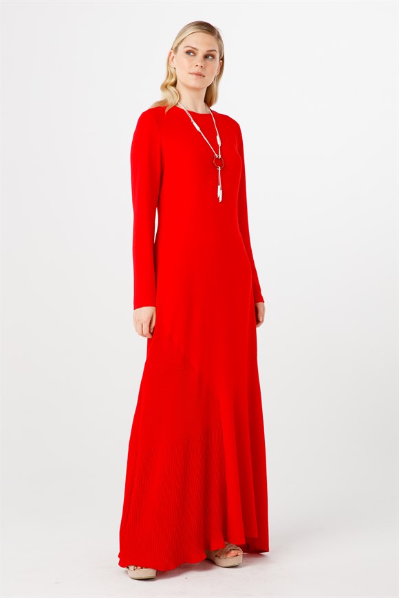 Kırmızı Eteği Piliseli Elbise