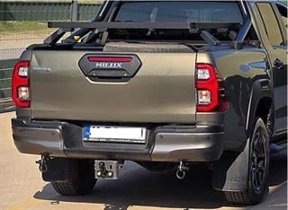 TOYOTA Hi-Lux Amerikan Sökülebilir Çeki Demiri 2015-