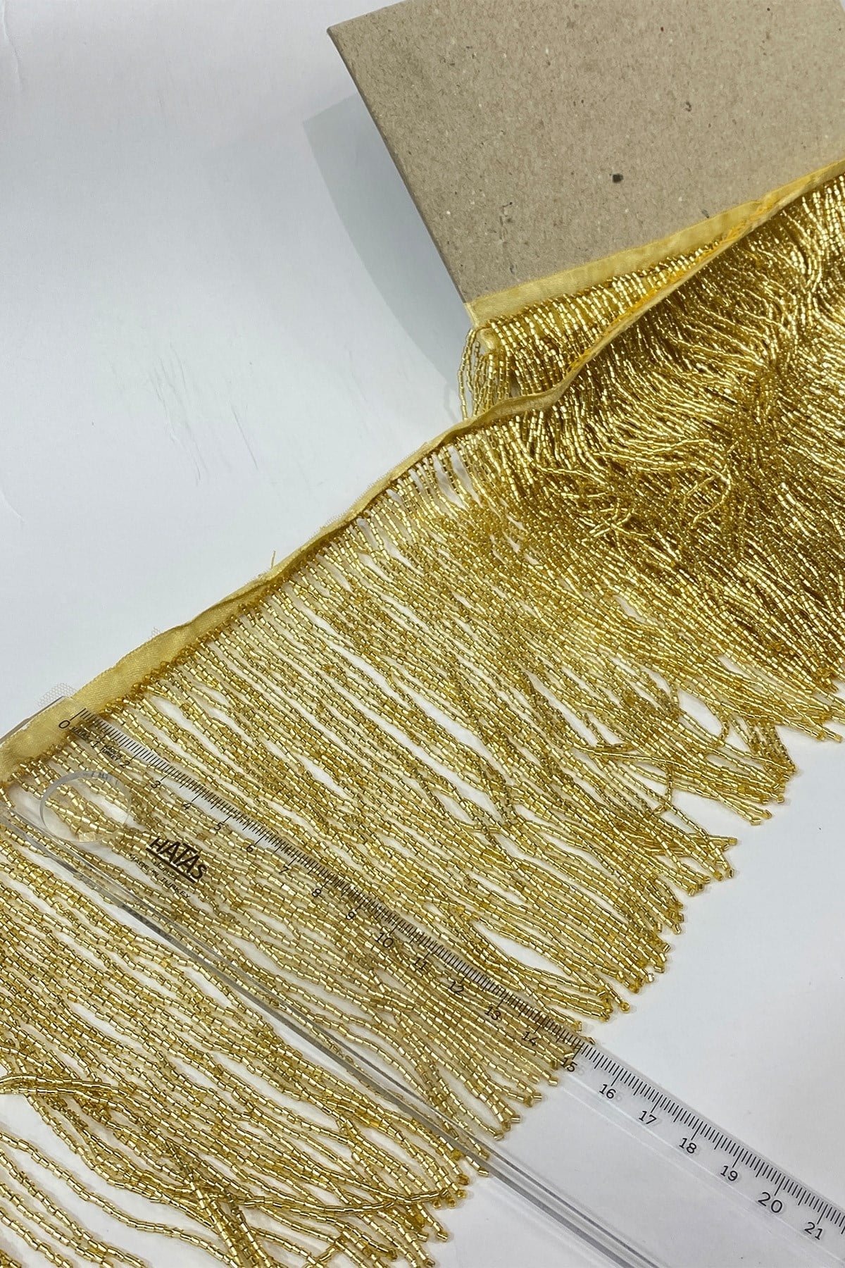 Altın Sarısı Boncuklu 15 cm Saçak Püskül