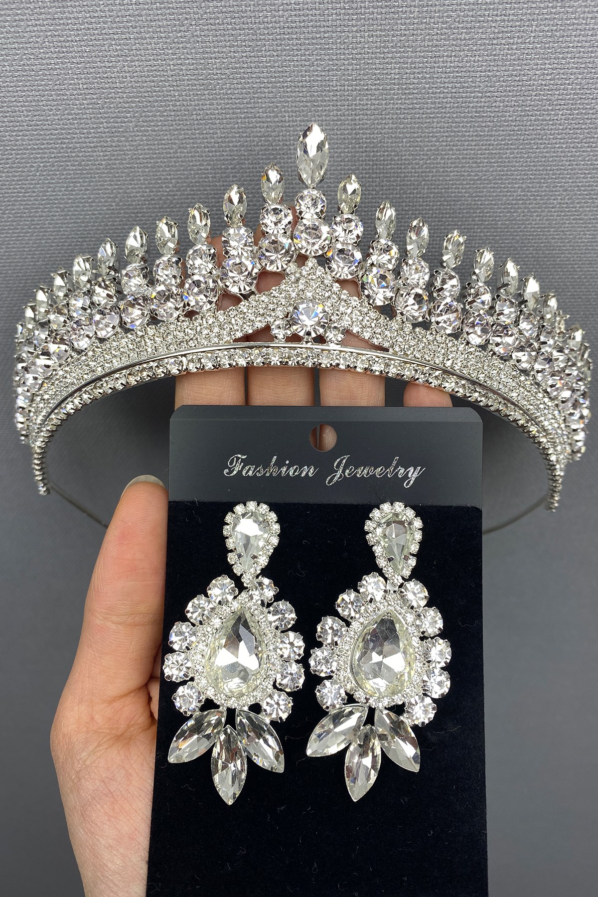 Anteras Bridal Henna Crown and Earring