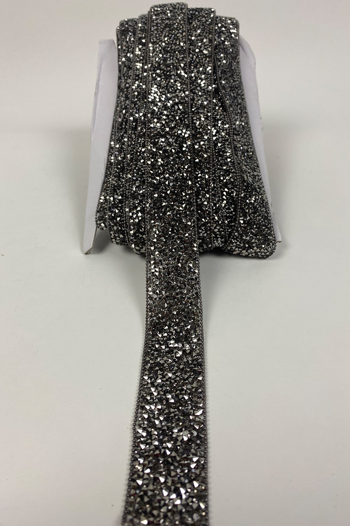 Anthracite Gray Iron-on Stone Chain Strip Applique