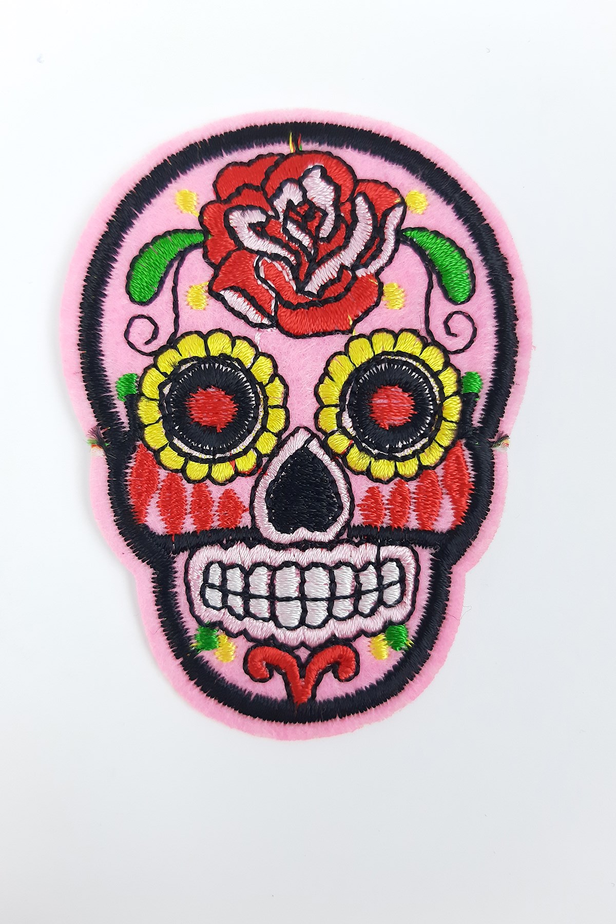 رقعة تزوير جمجمة ملونة