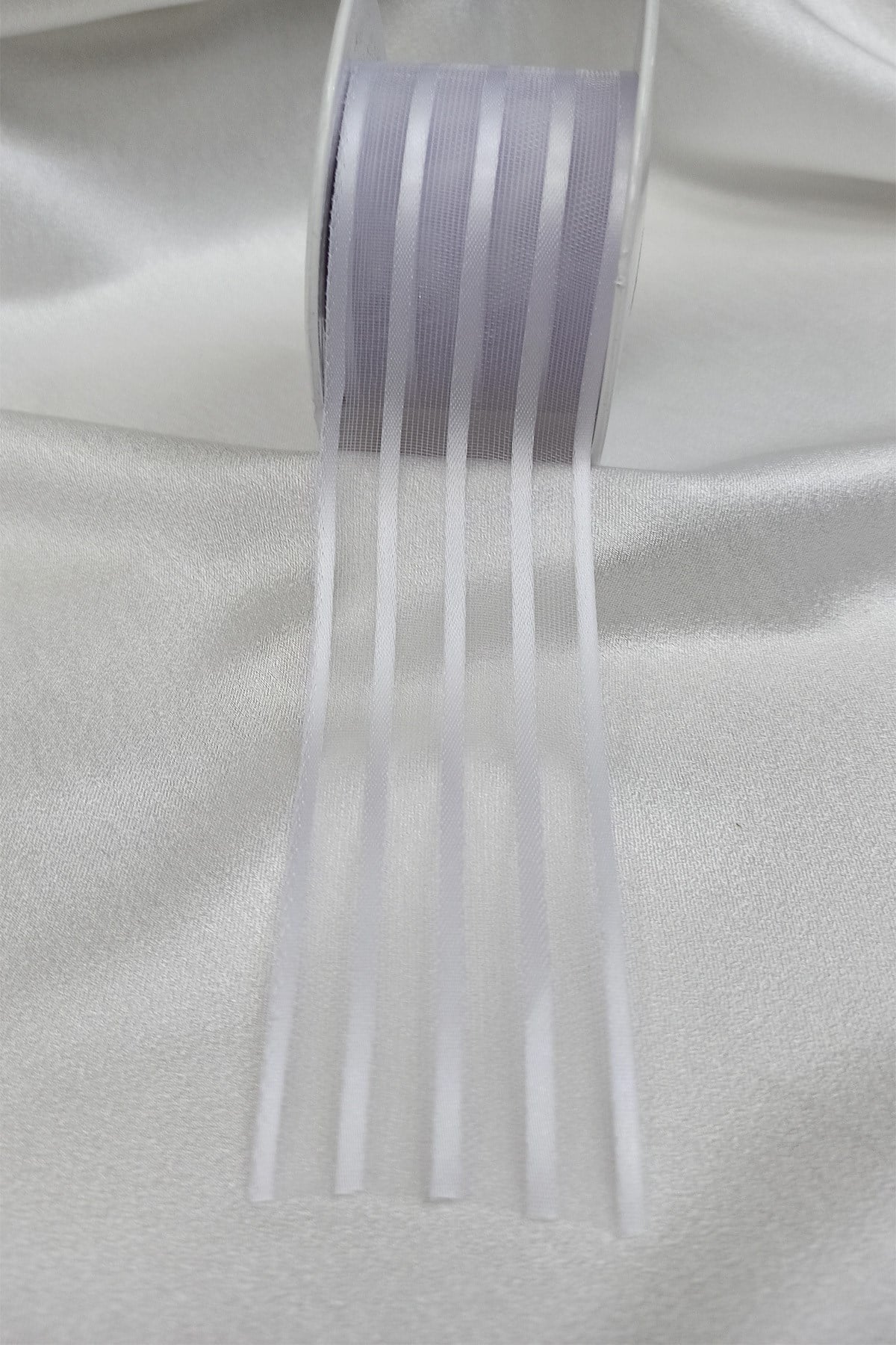 Beyaz Çizgili Şifon Kurdele