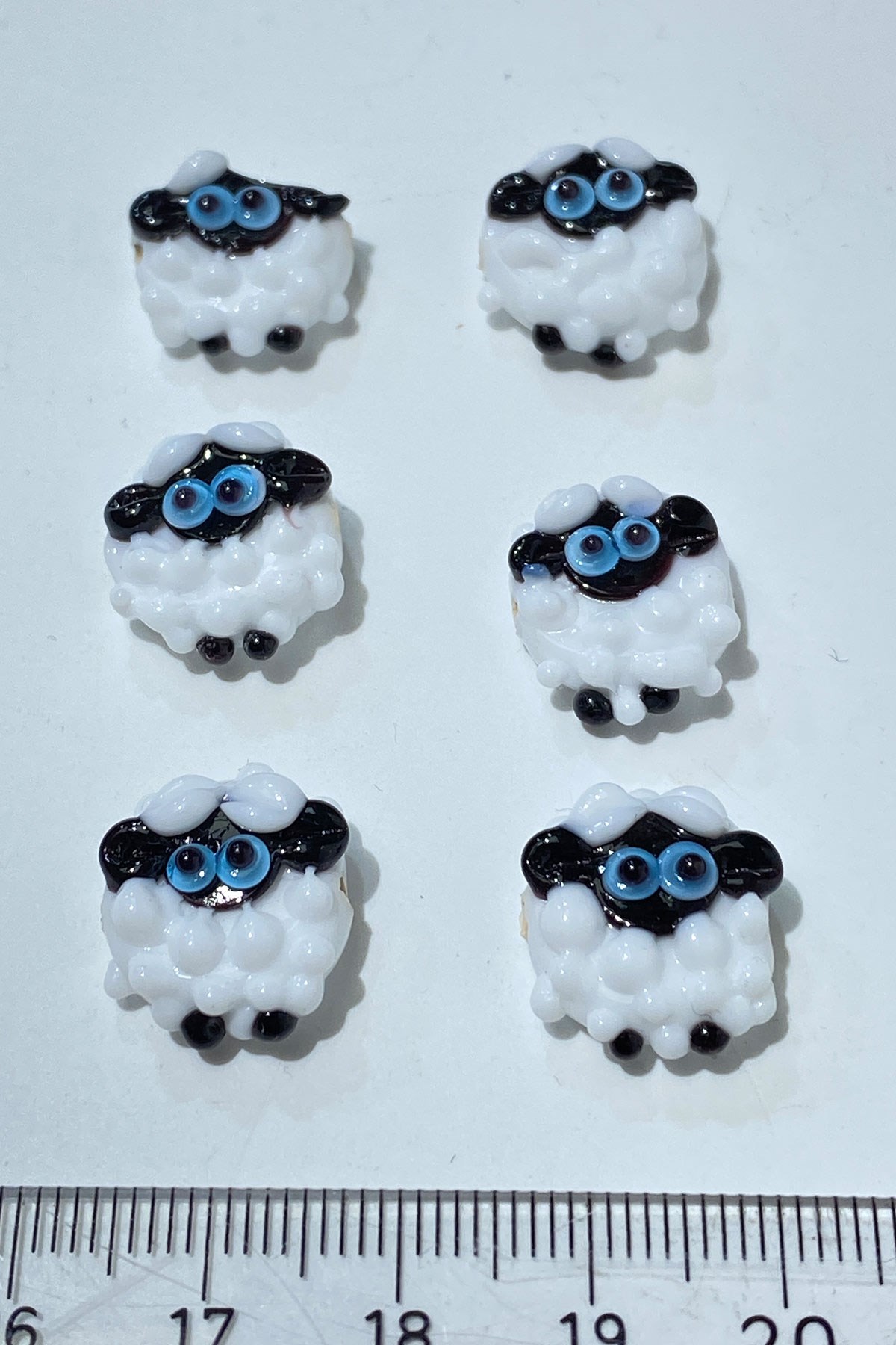 White Murano Handmade Glass Beads Sheep 1 Piece