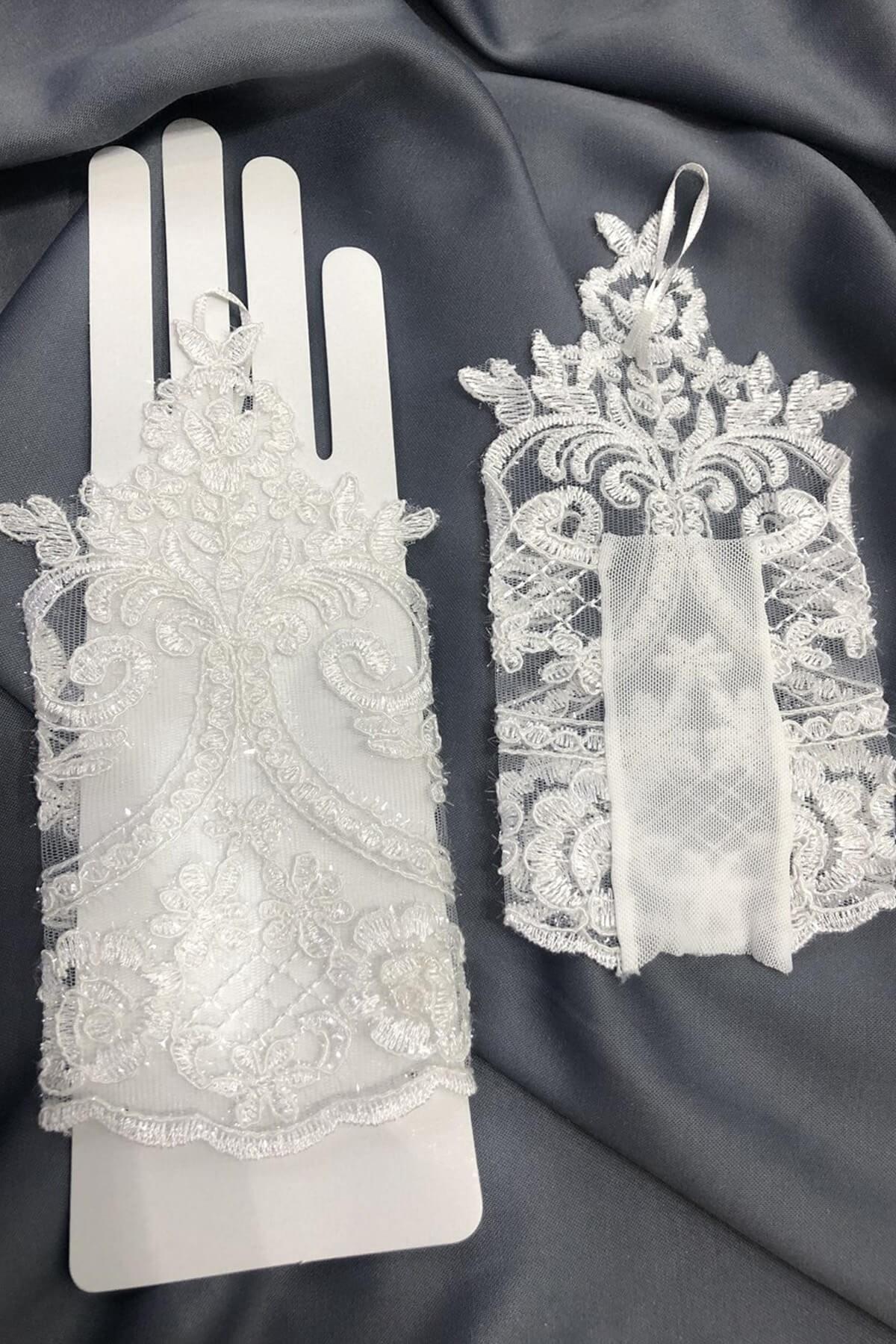 Wholesale White Finger Model Lacy Gloves
