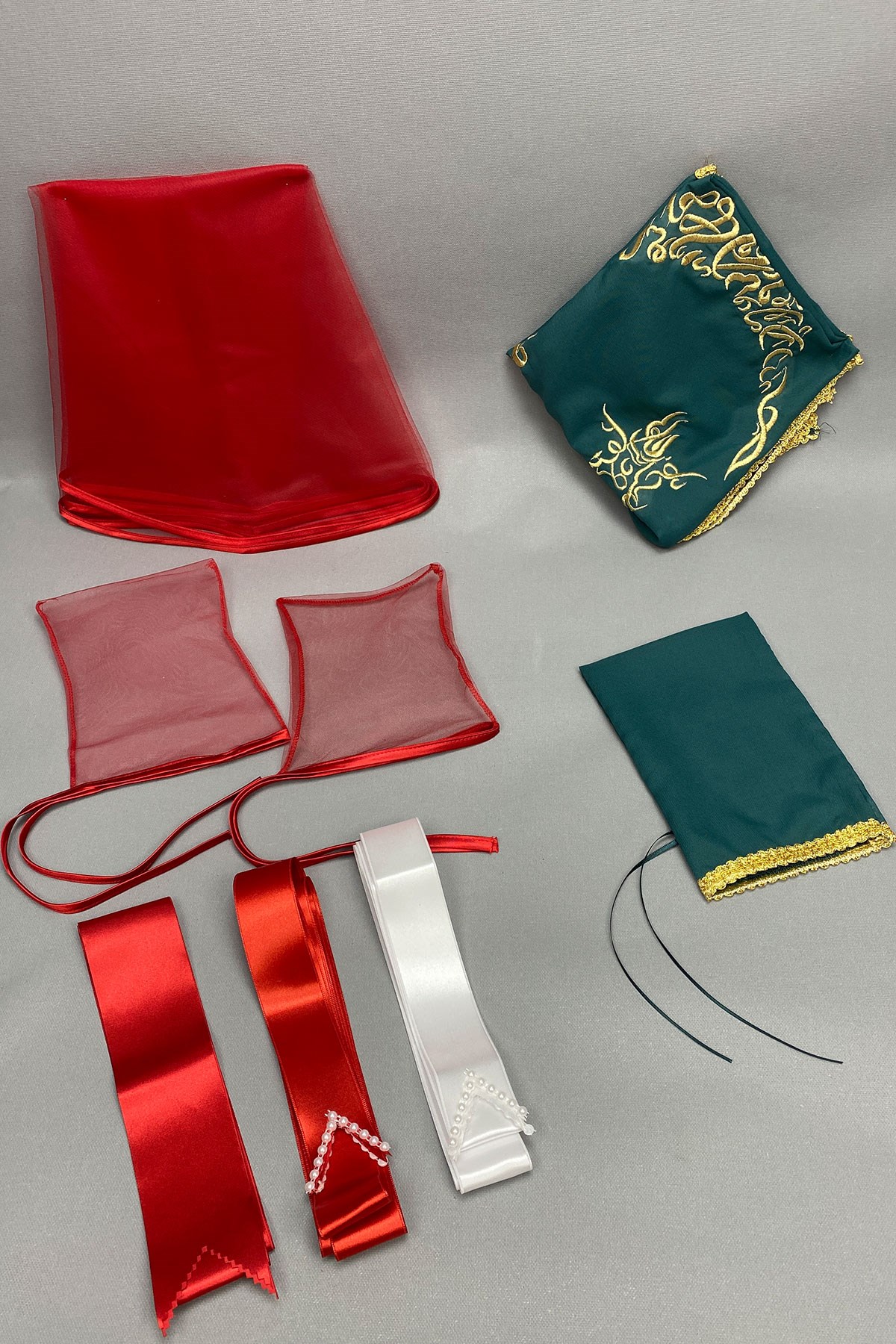 Biyeli Gelin Duvağı Nakışlı Damat Örtüsü ve Takı Kurdele Set