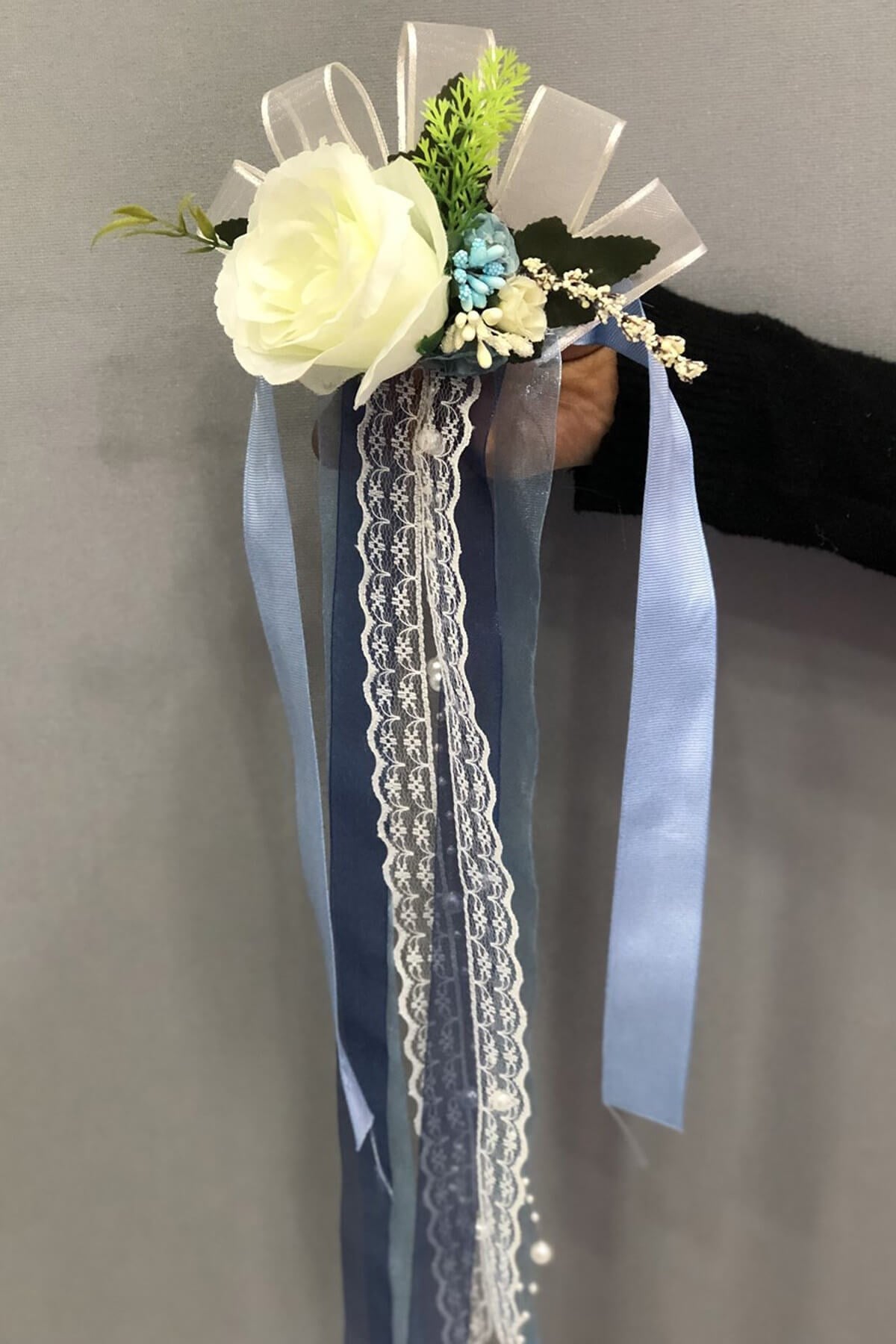 Dantelli Güllü Bavul ve Bohça Süsü