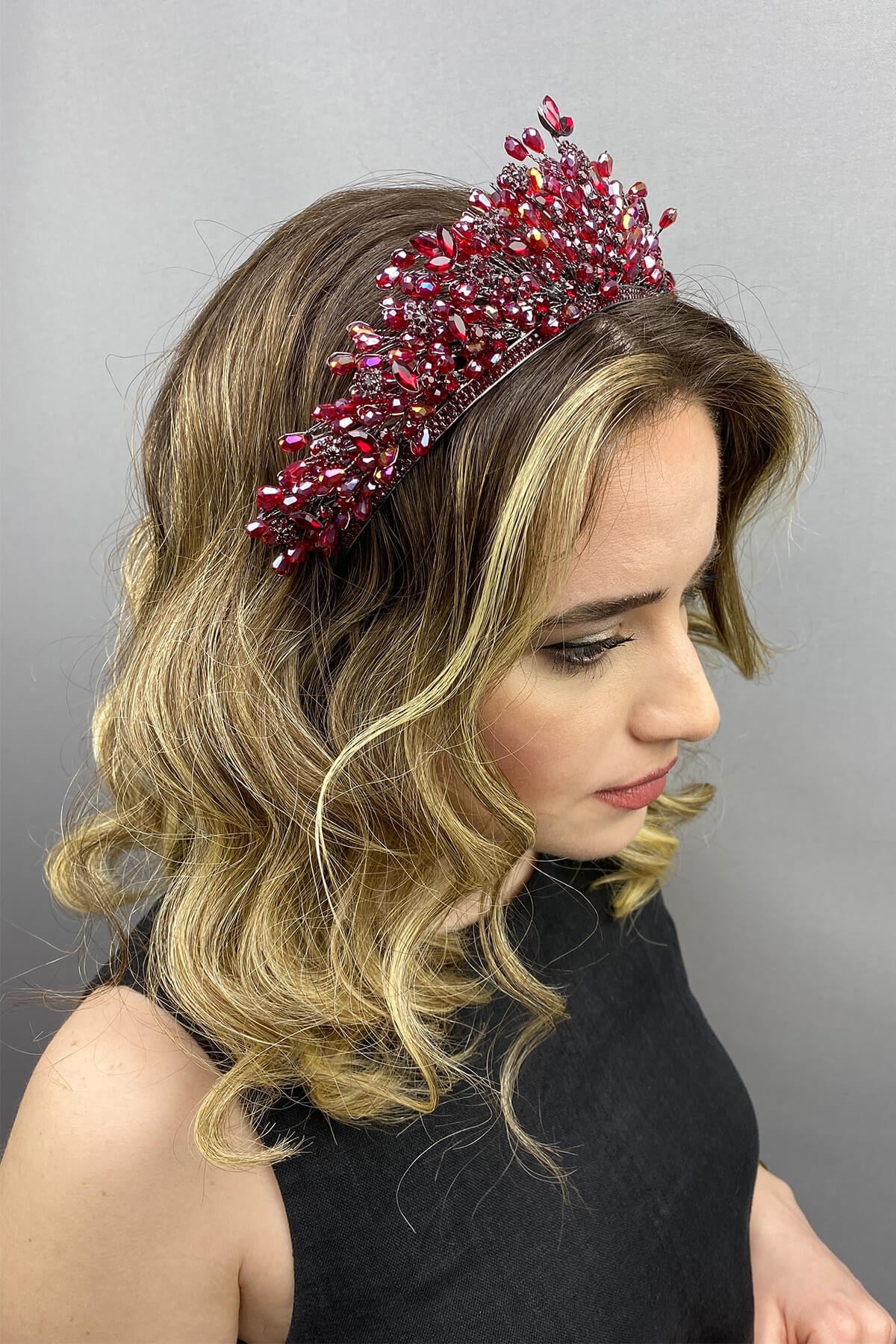Burgundy Akbahar Bride and Henna Crown