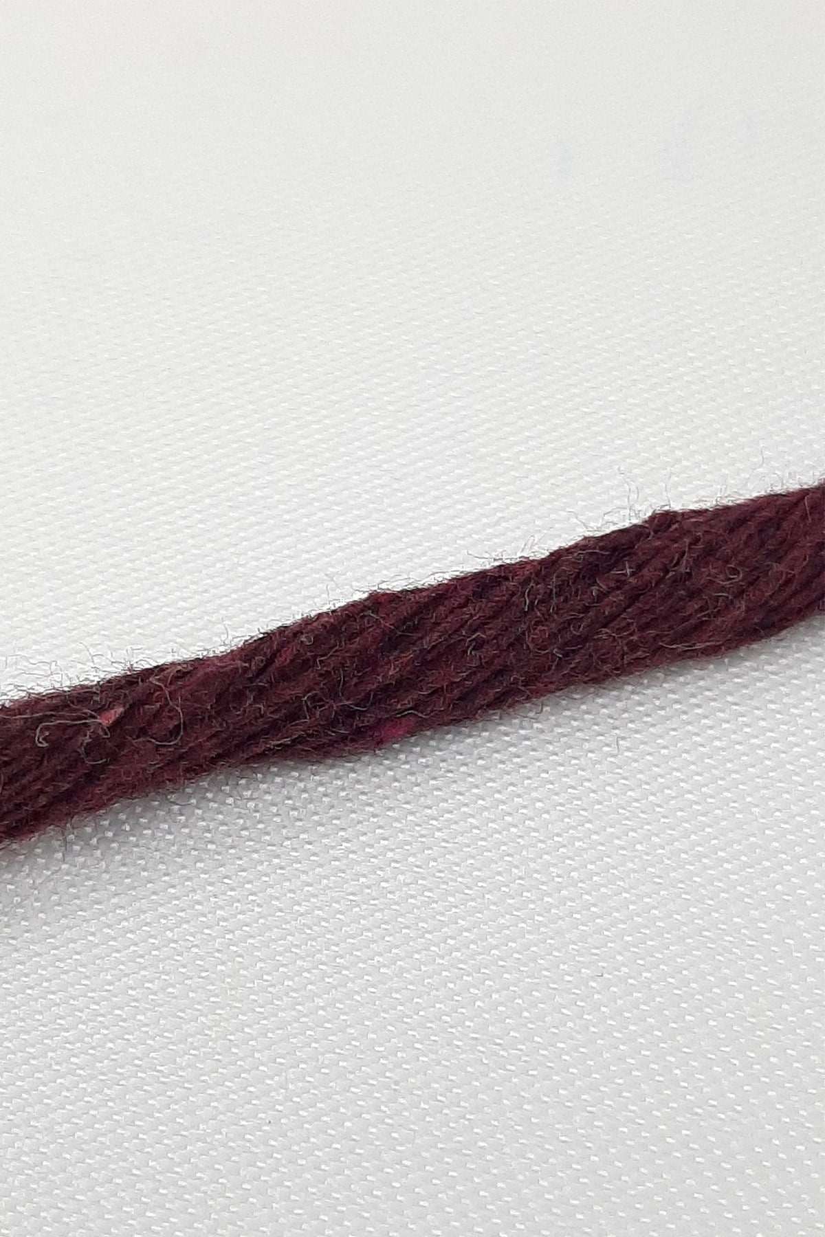 Bordo İnce Büklüm Makrome