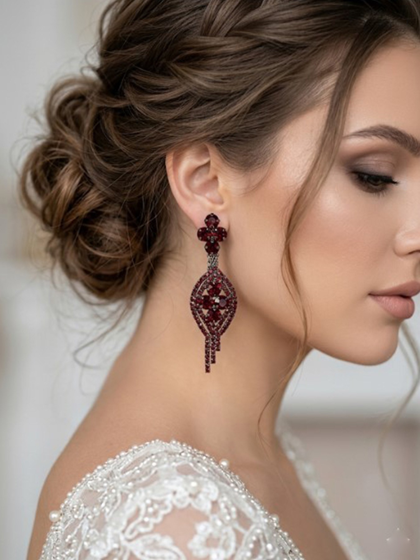 Bordo Rengi Lina Modern Şık Tasarım Gelin Abiye Küpesi