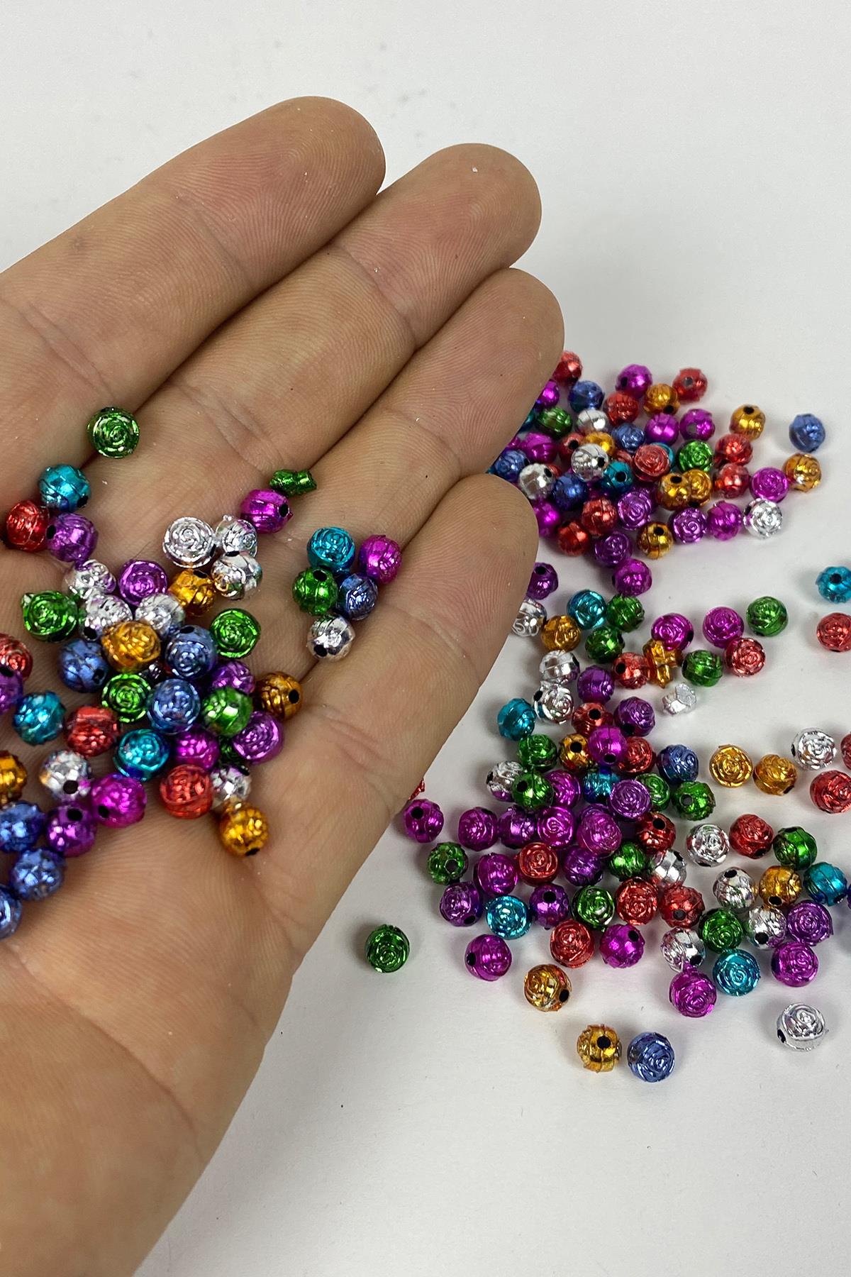 Flower Patterned Colorful Beads 25 gr