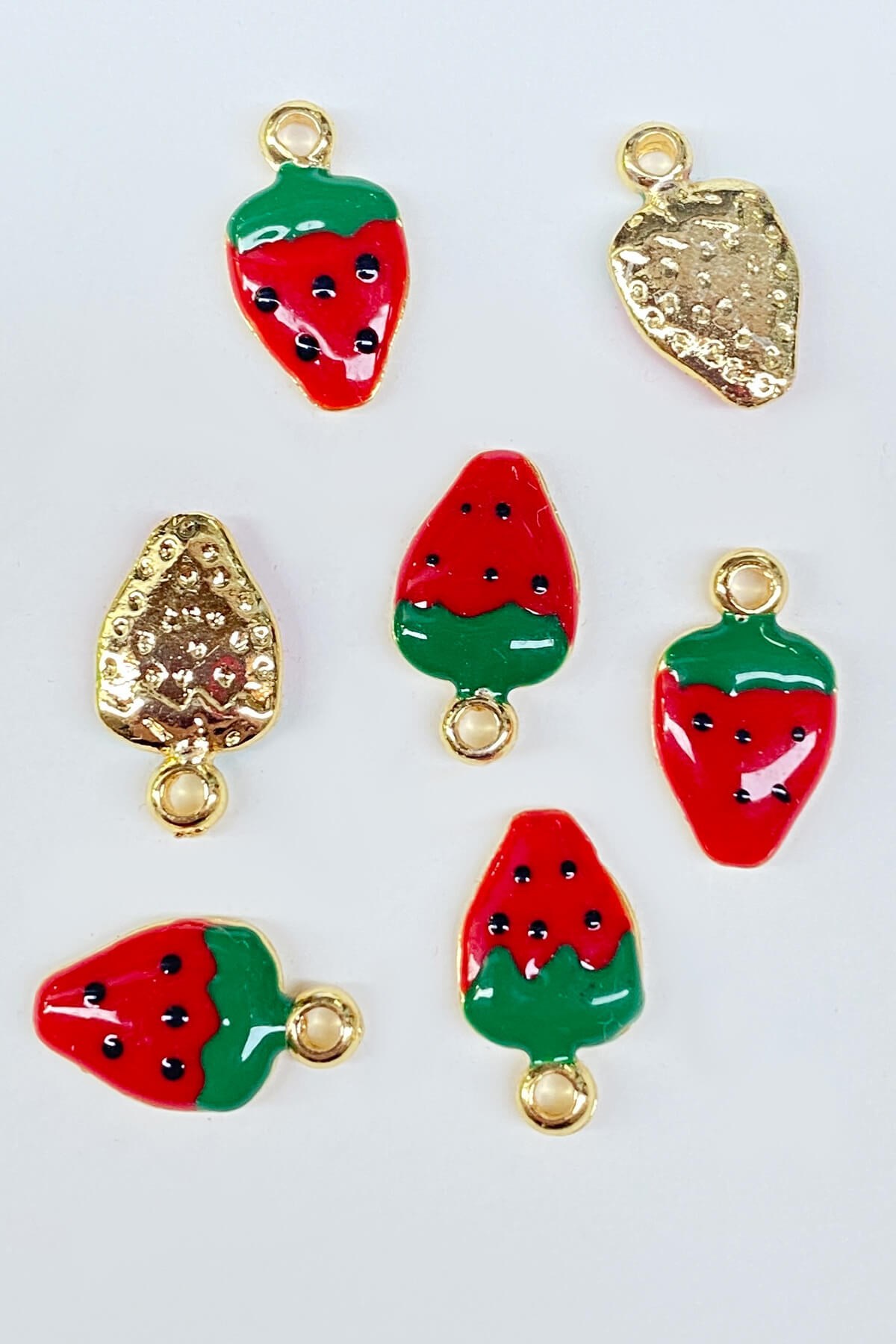 Strawberry Motif Metal Pendant Red 1 Pcs