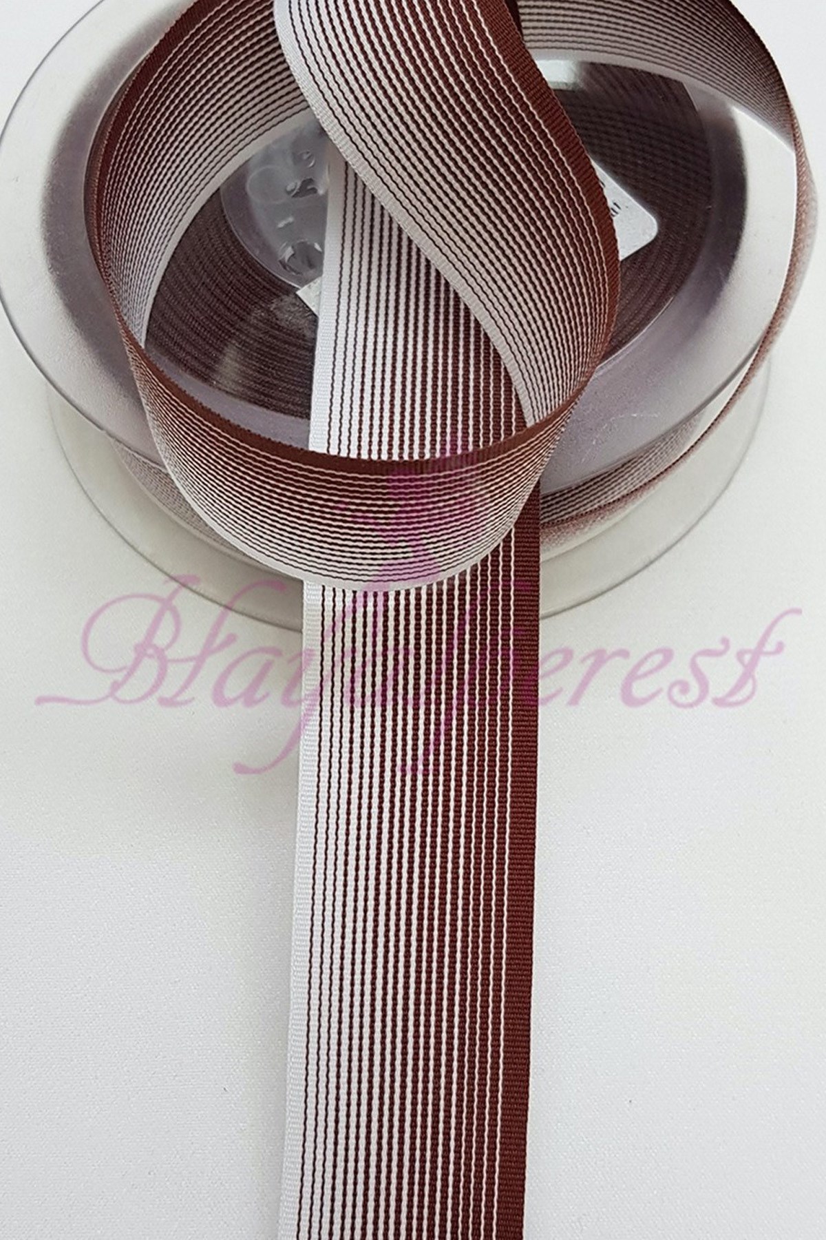 شريط متدرج بني مخطط 2،5 سم