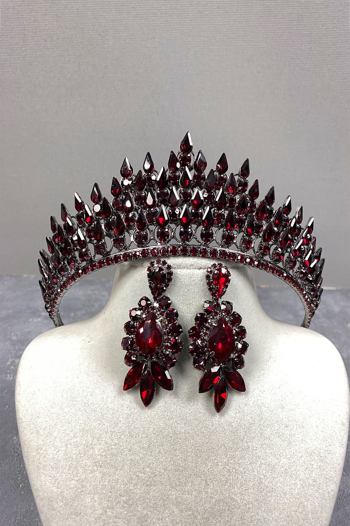 طقم أقراط Damla 3D Bridal Henna Tiara and Evening Dress
