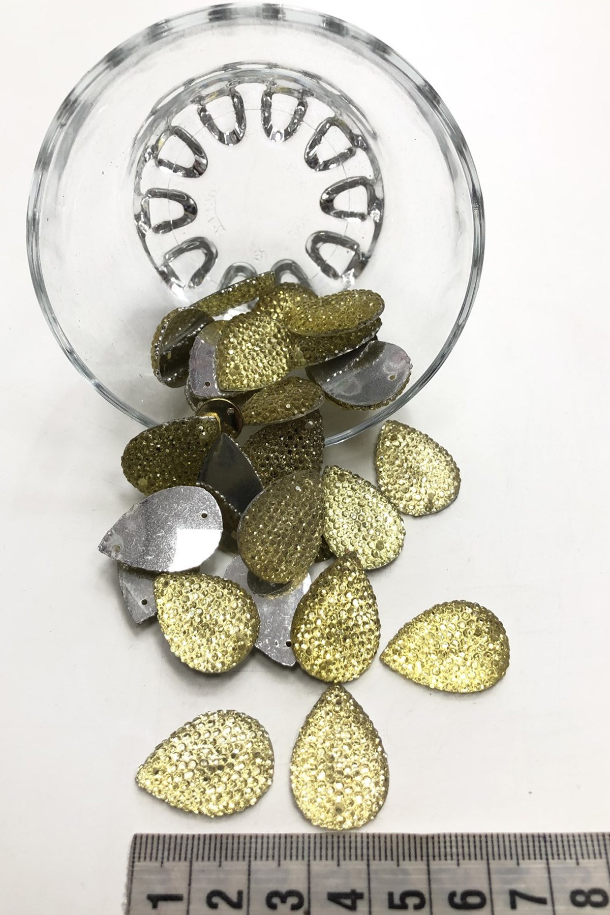 Drop Plastic Strut Stone 10 pcs